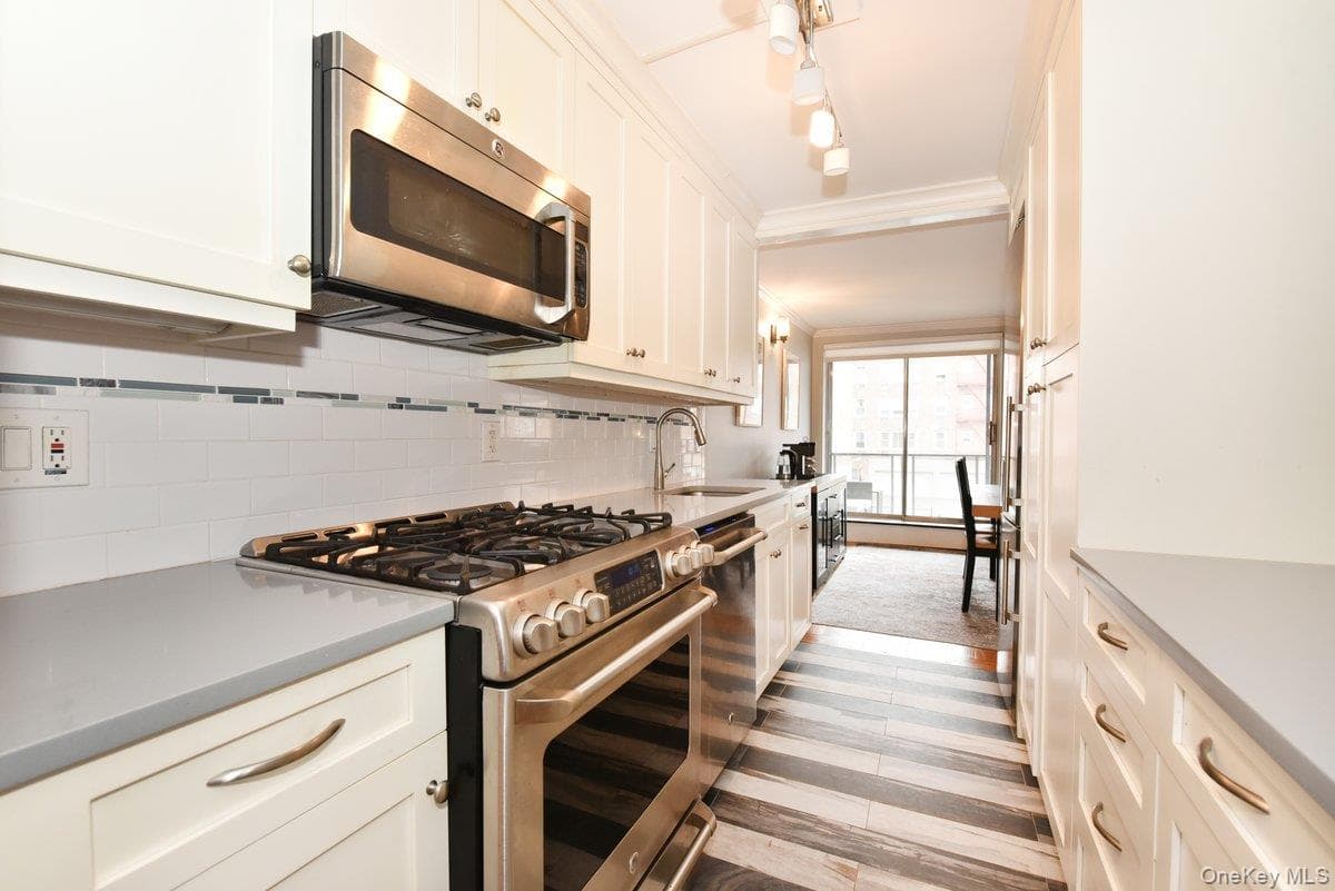 100 Clinton Avenue Unit: 1F thumbnail 7