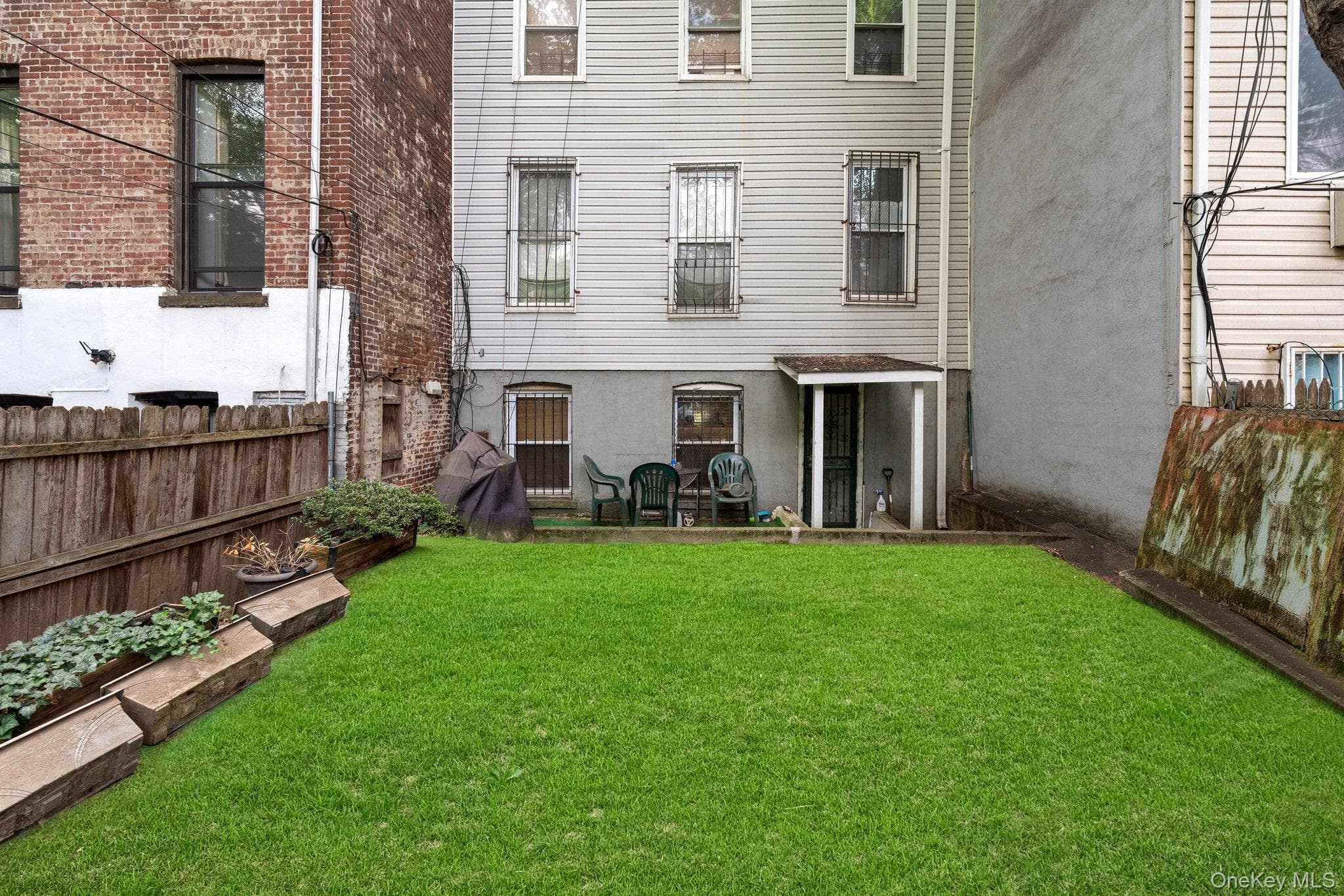 307 Quincy Street thumbnail 25