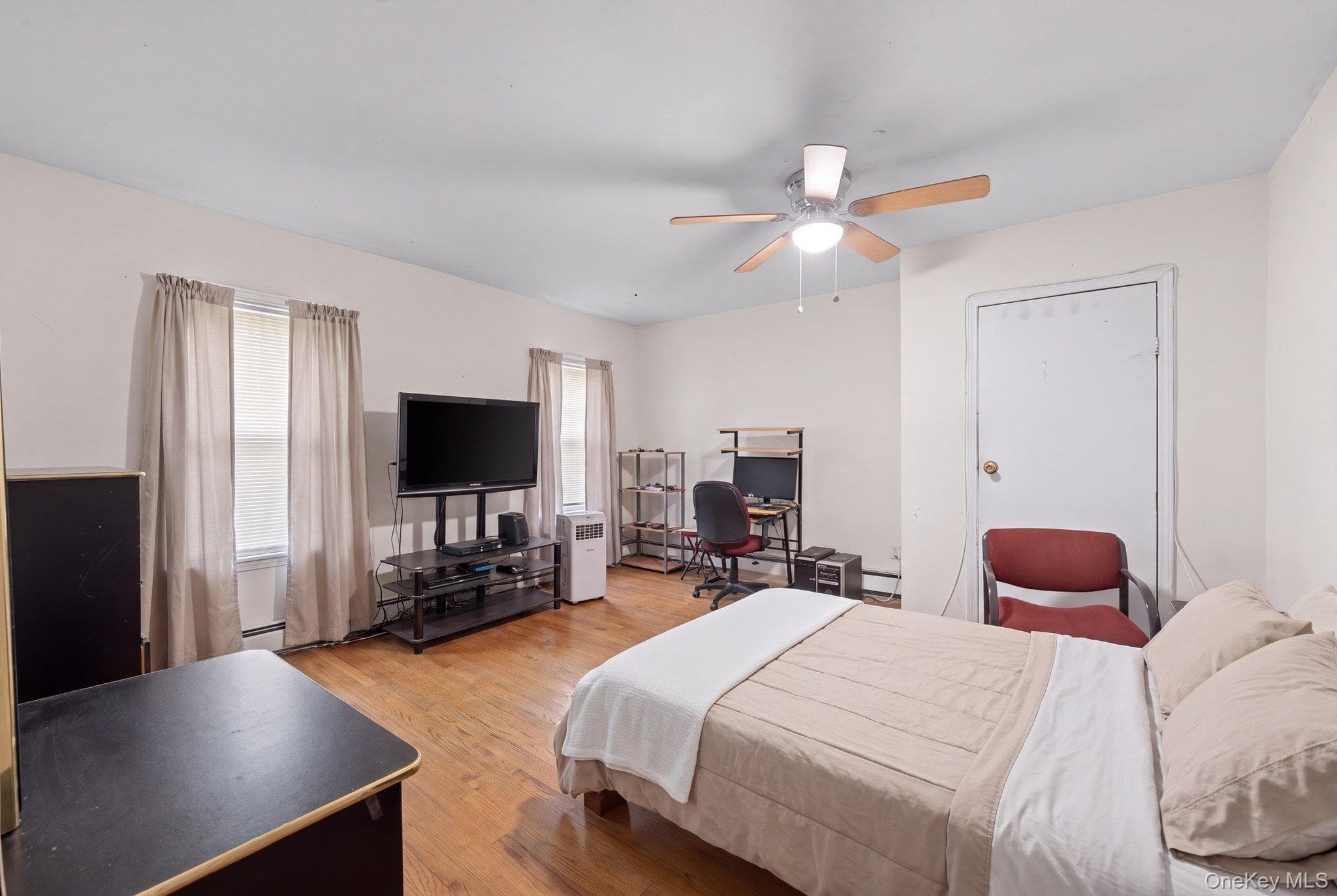 307 Quincy Street thumbnail 5