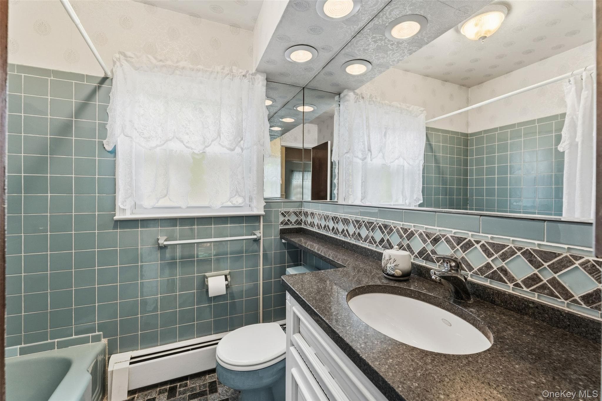 162 Midland Avenue thumbnail 13