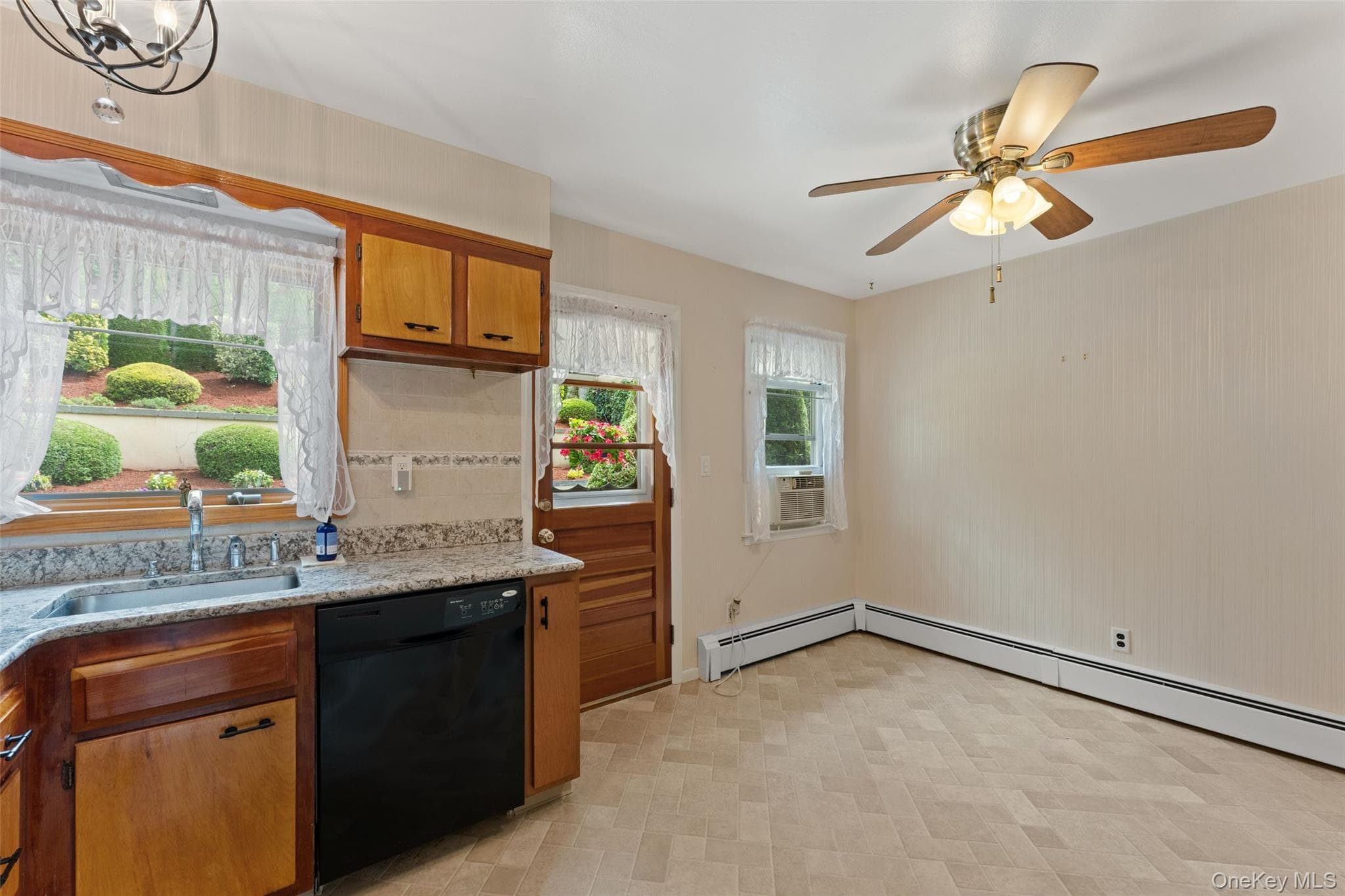 162 Midland Avenue thumbnail 8