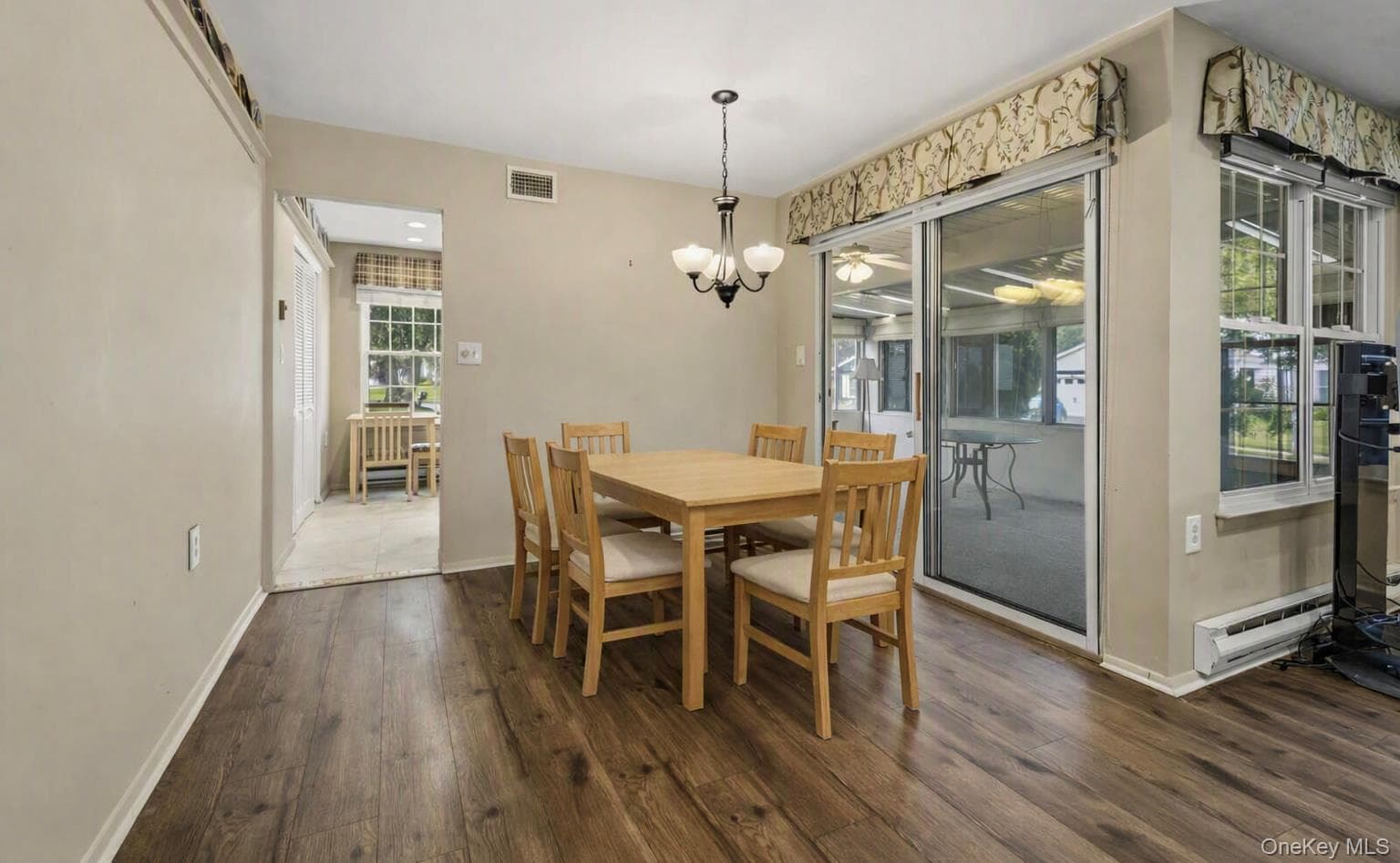7 Avon Court thumbnail 5