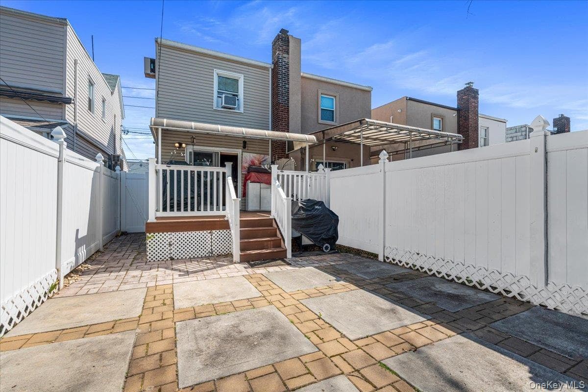 1720 E 37th Street thumbnail 10