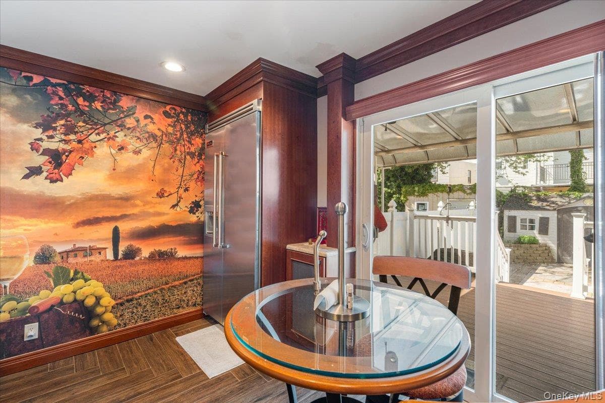 1720 E 37th Street thumbnail 7