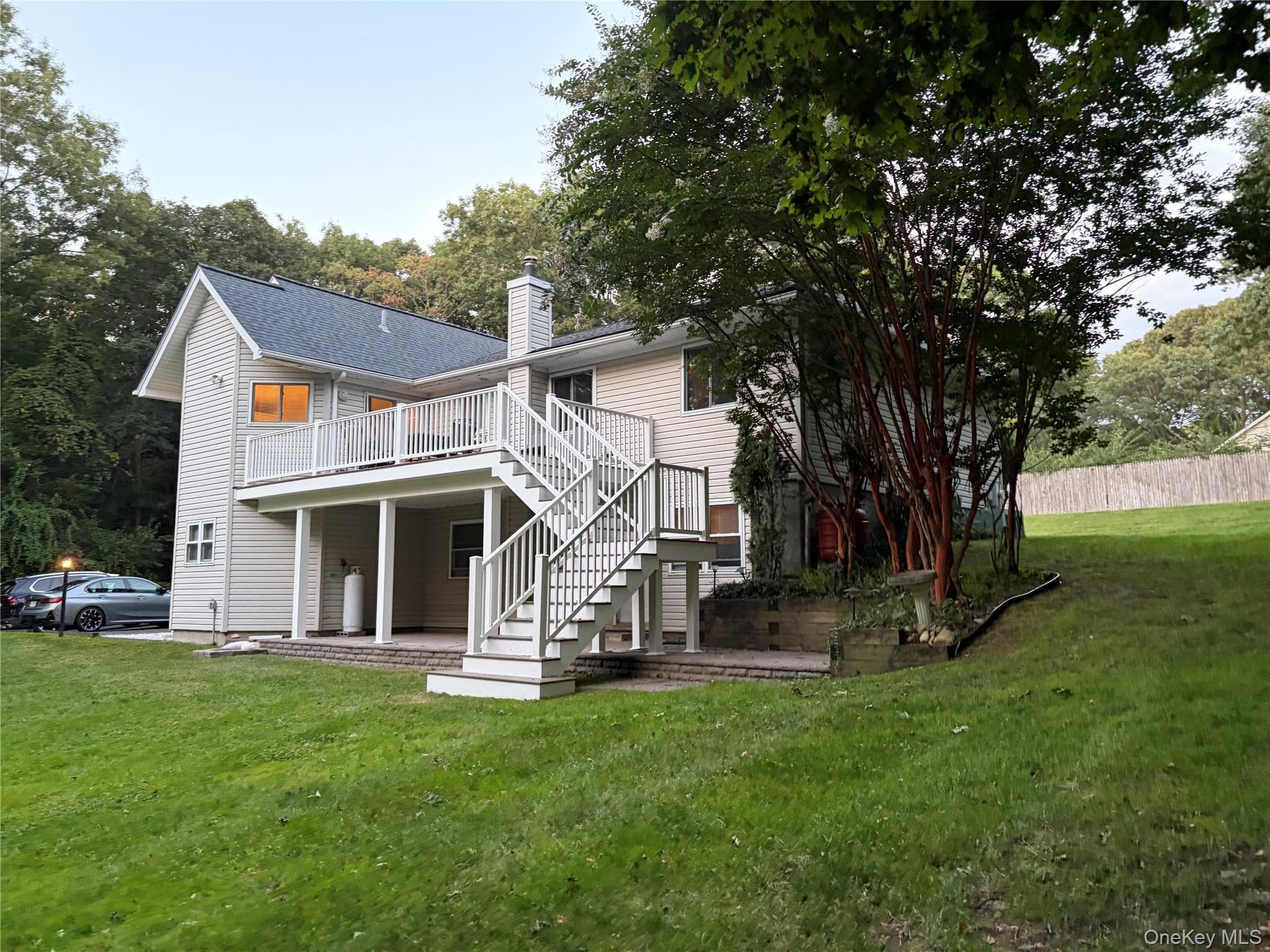 68 Chestnut Street photo 1
