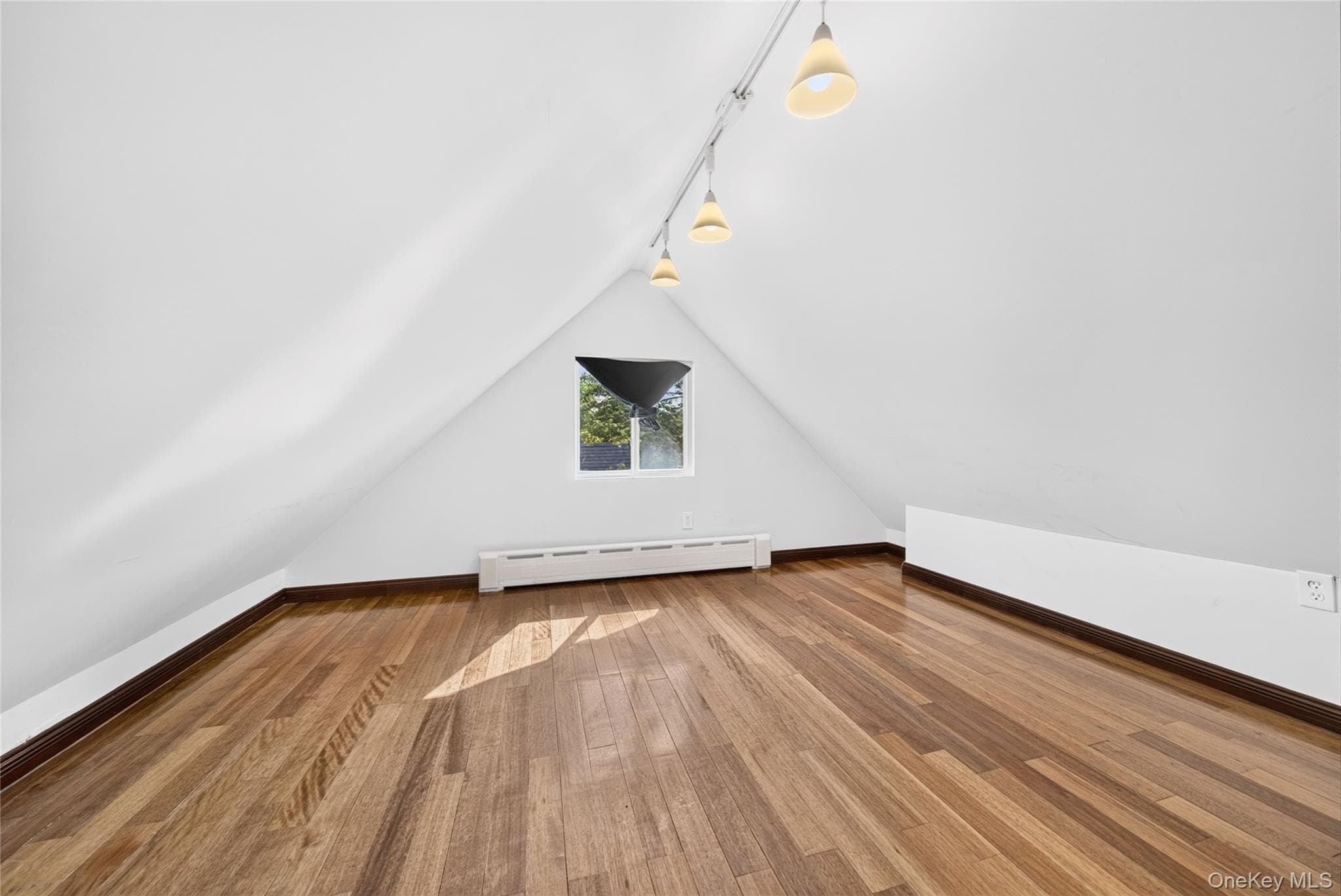 8433 Wareham Place thumbnail 24