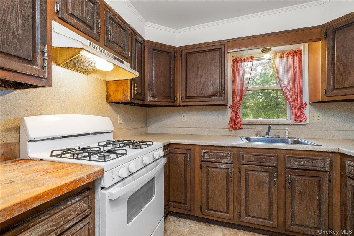 112 Onderdonk Road thumbnail 16