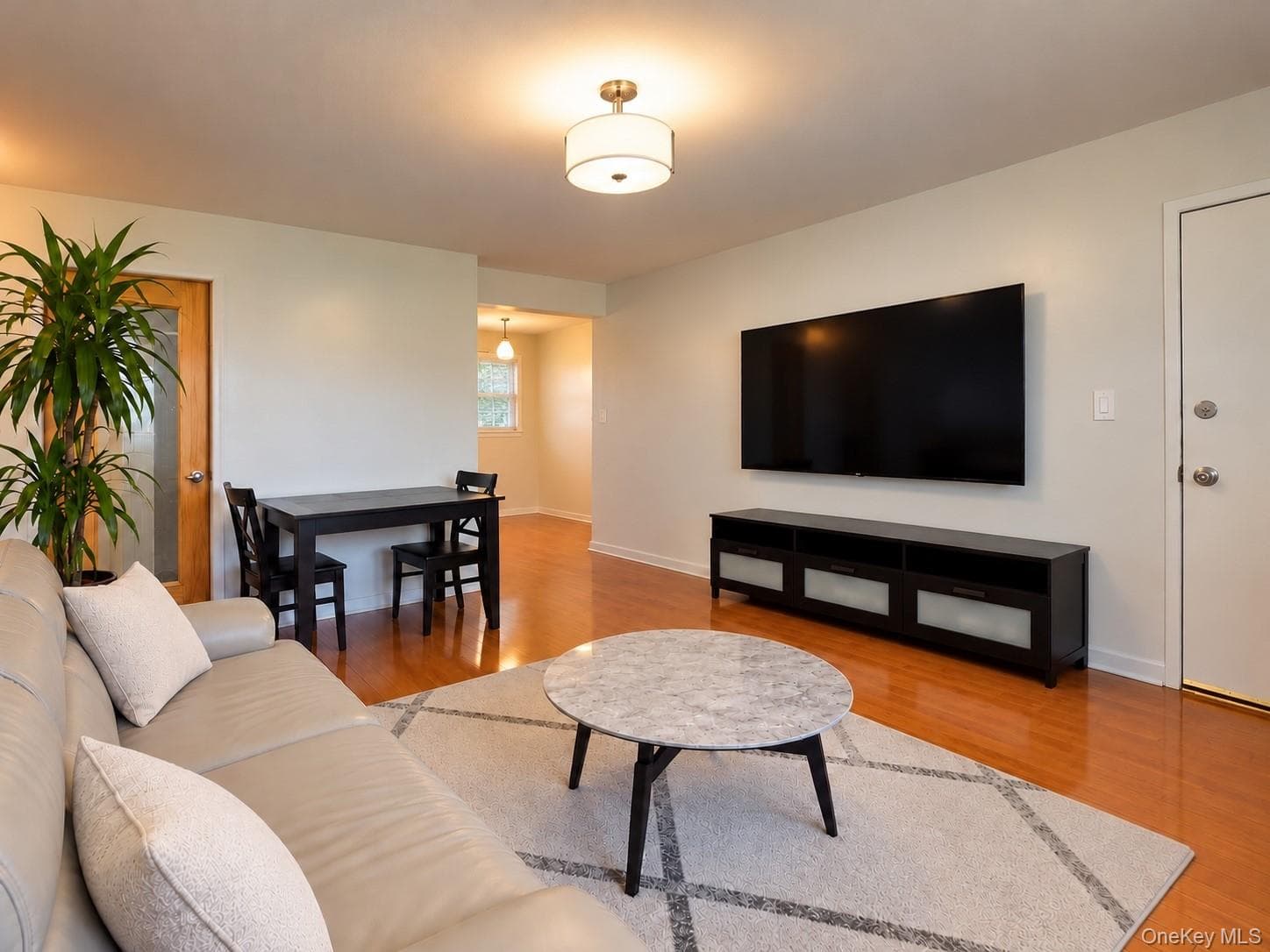 136-51 Jewel Ave Ave Unit: A thumbnail 5