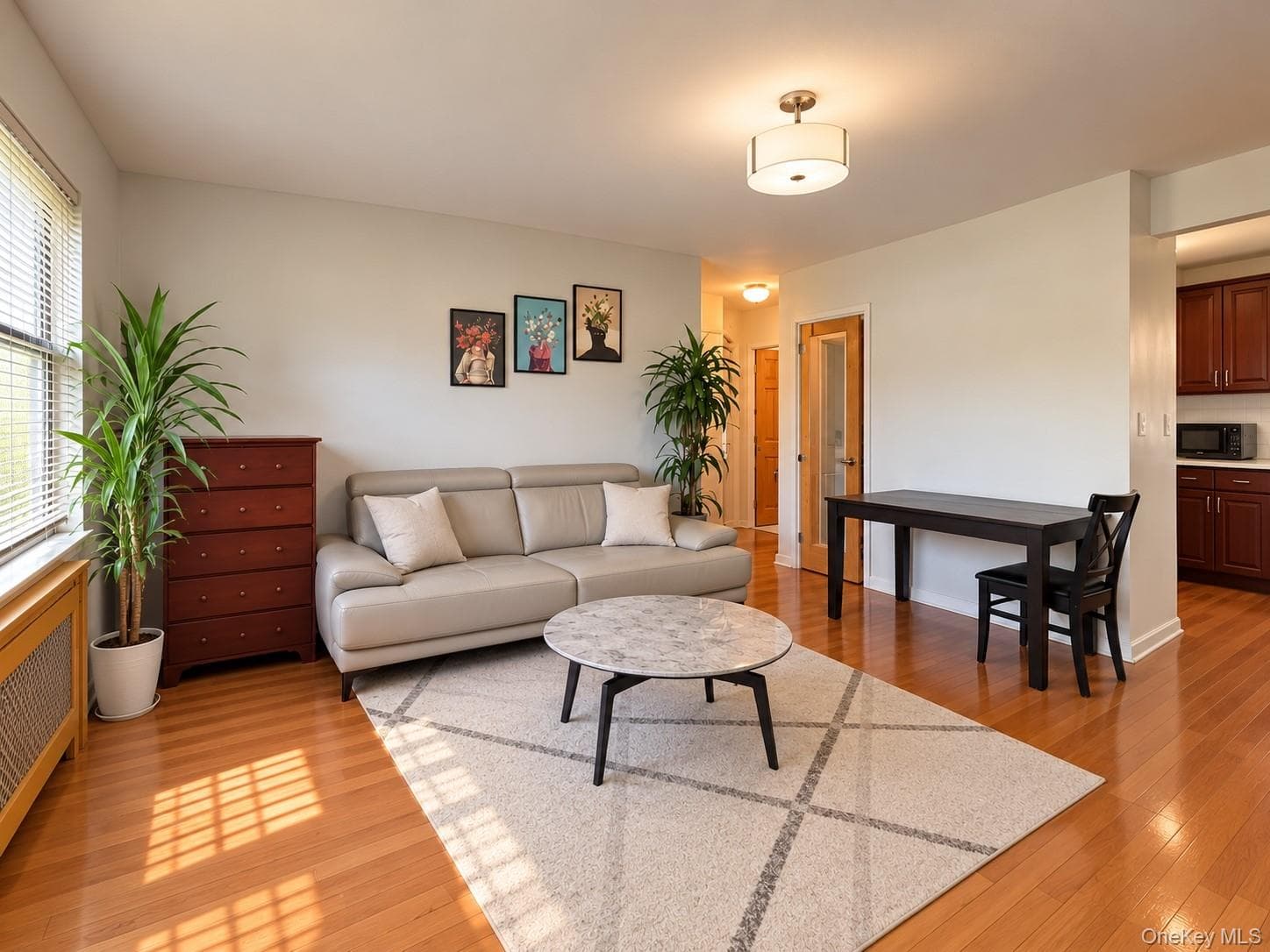 136-51 Jewel Ave Ave Unit: A thumbnail 4