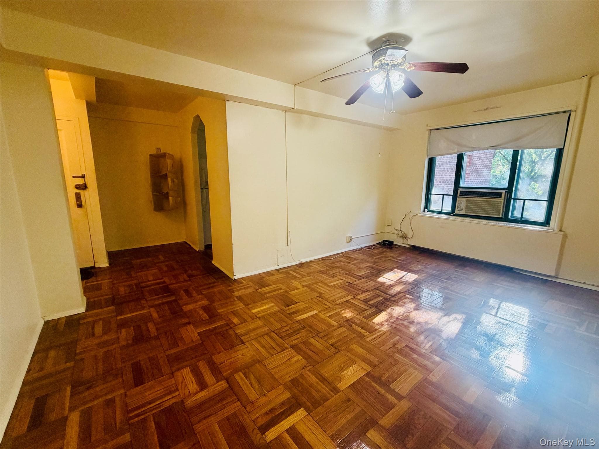 2049 Mcgraw Avenue Unit: 6H thumbnail 2