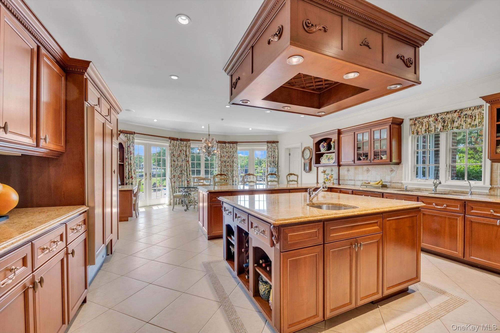 1304 Seawane Drive thumbnail 13