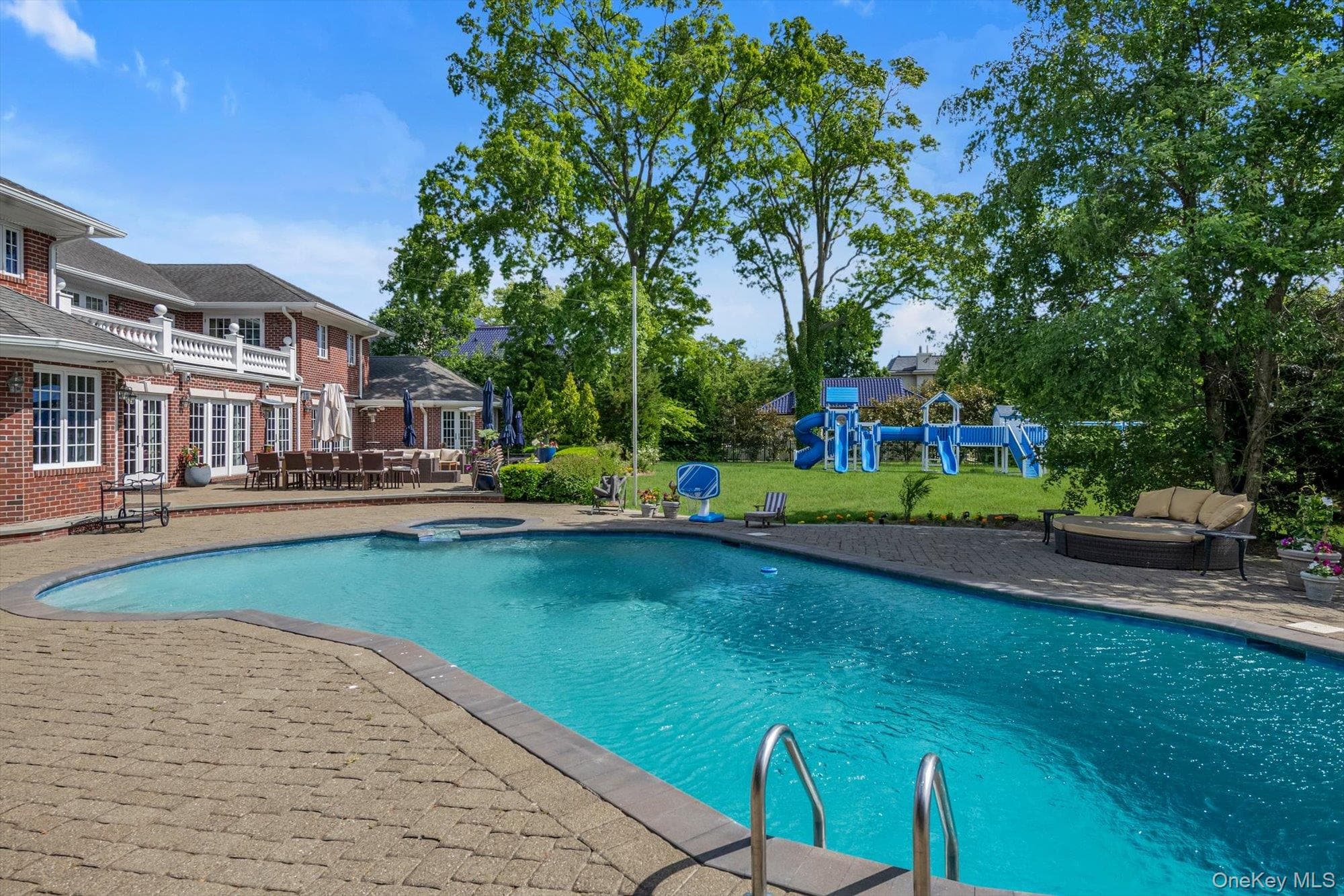 1304 Seawane Drive thumbnail 40
