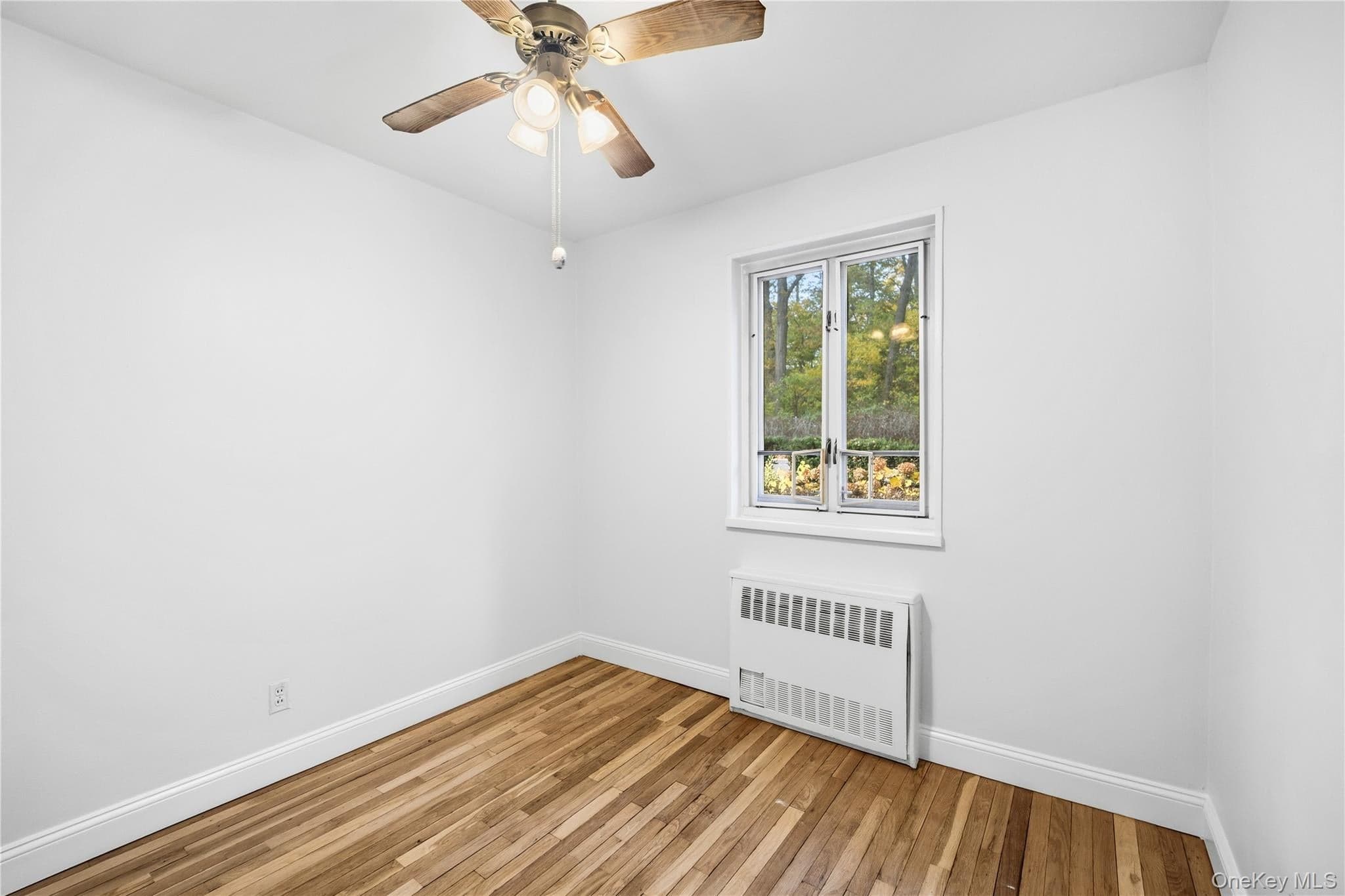 228-08 Stronghurst Avenue Unit: Lower thumbnail 12