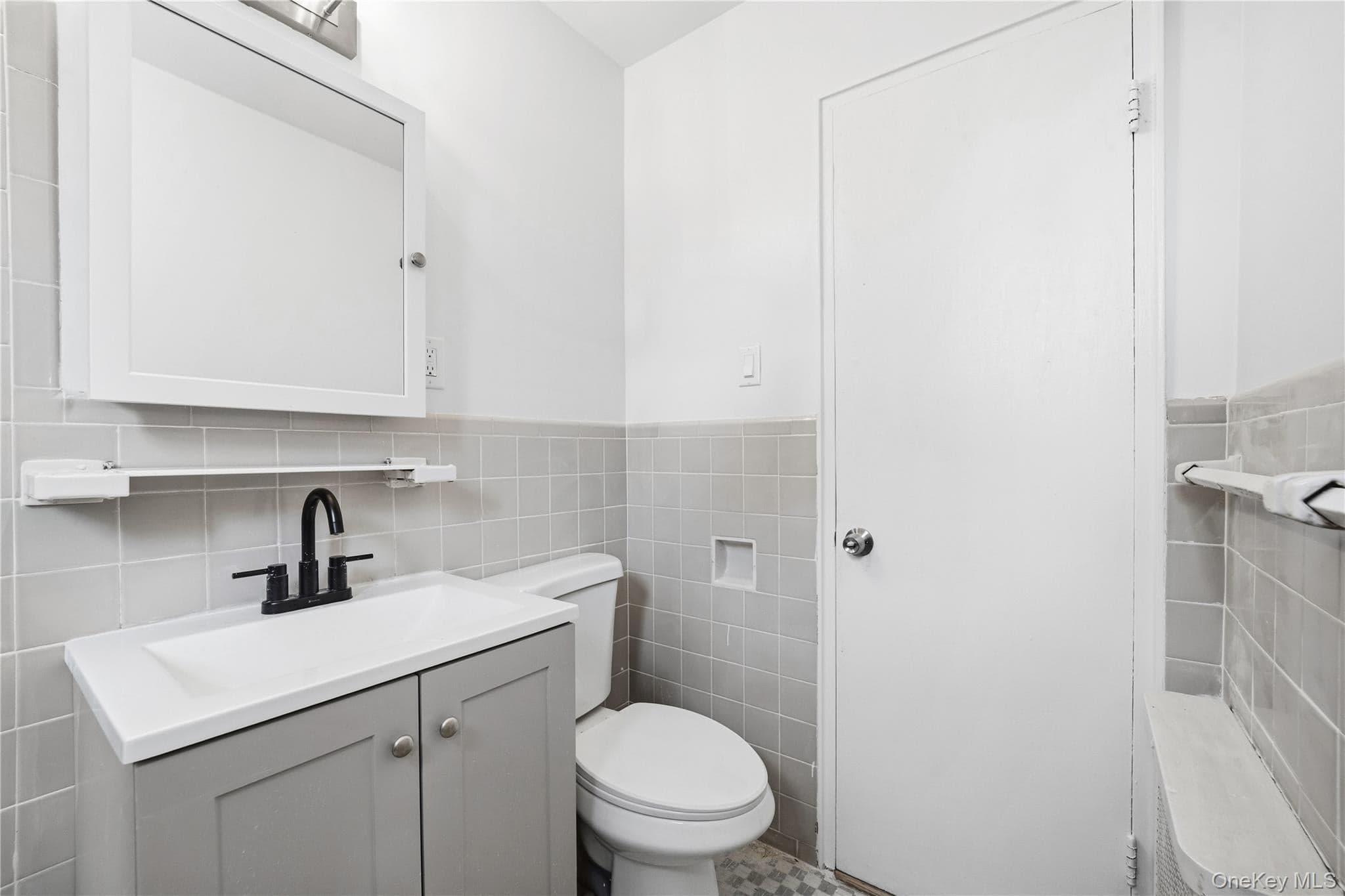228-08 Stronghurst Avenue Unit: Lower thumbnail 18