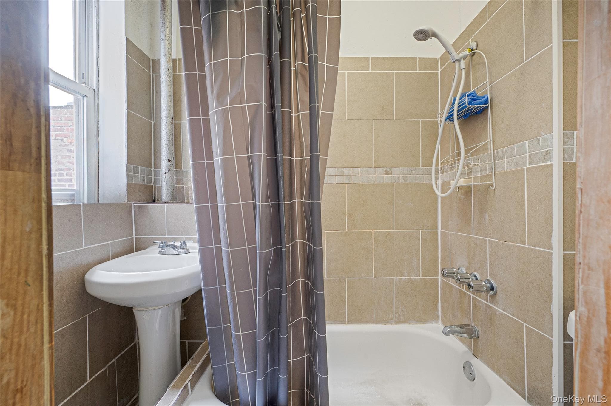 542 Bergen Street thumbnail 16