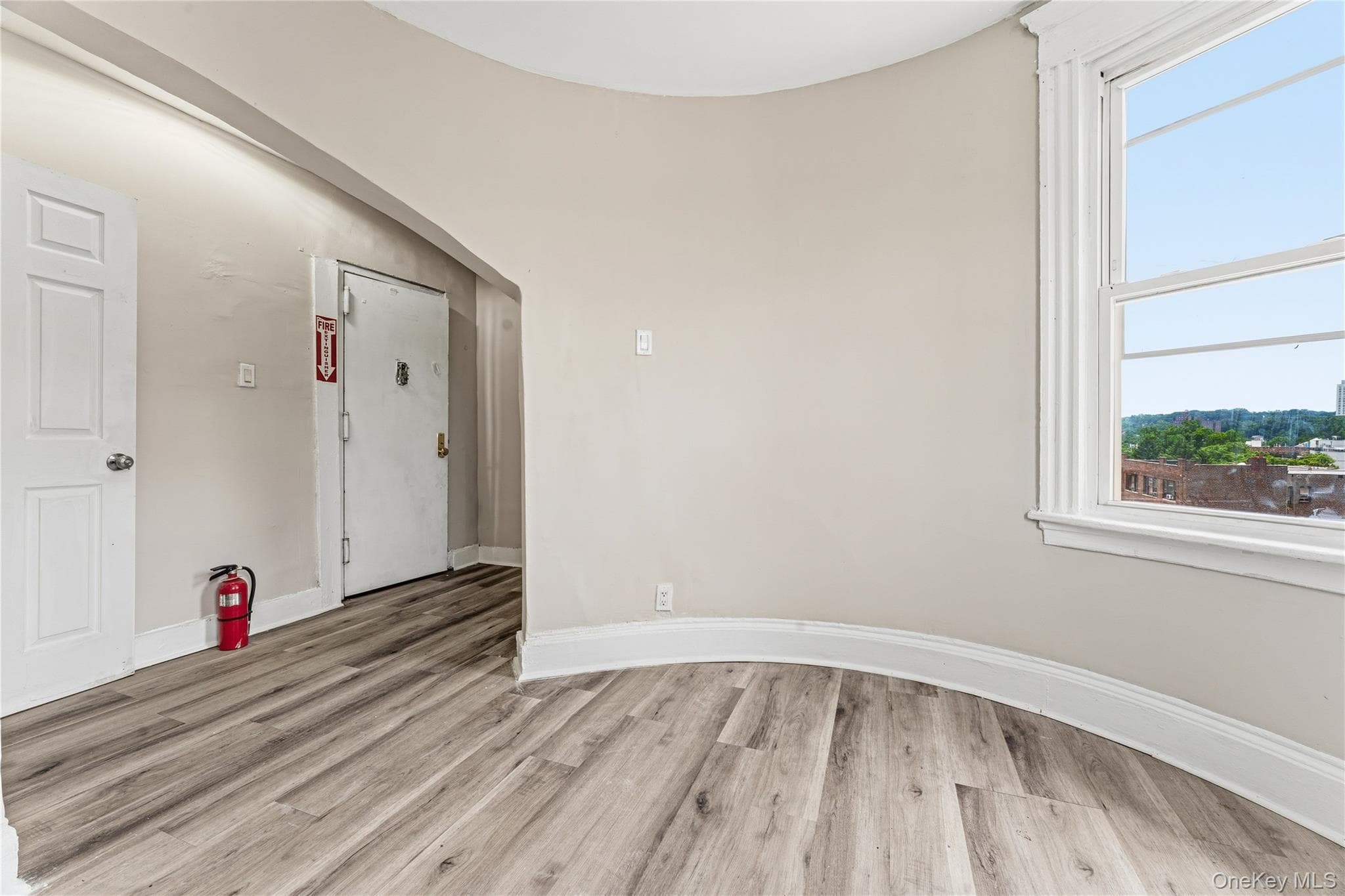 150 Bruce Avenue thumbnail 11