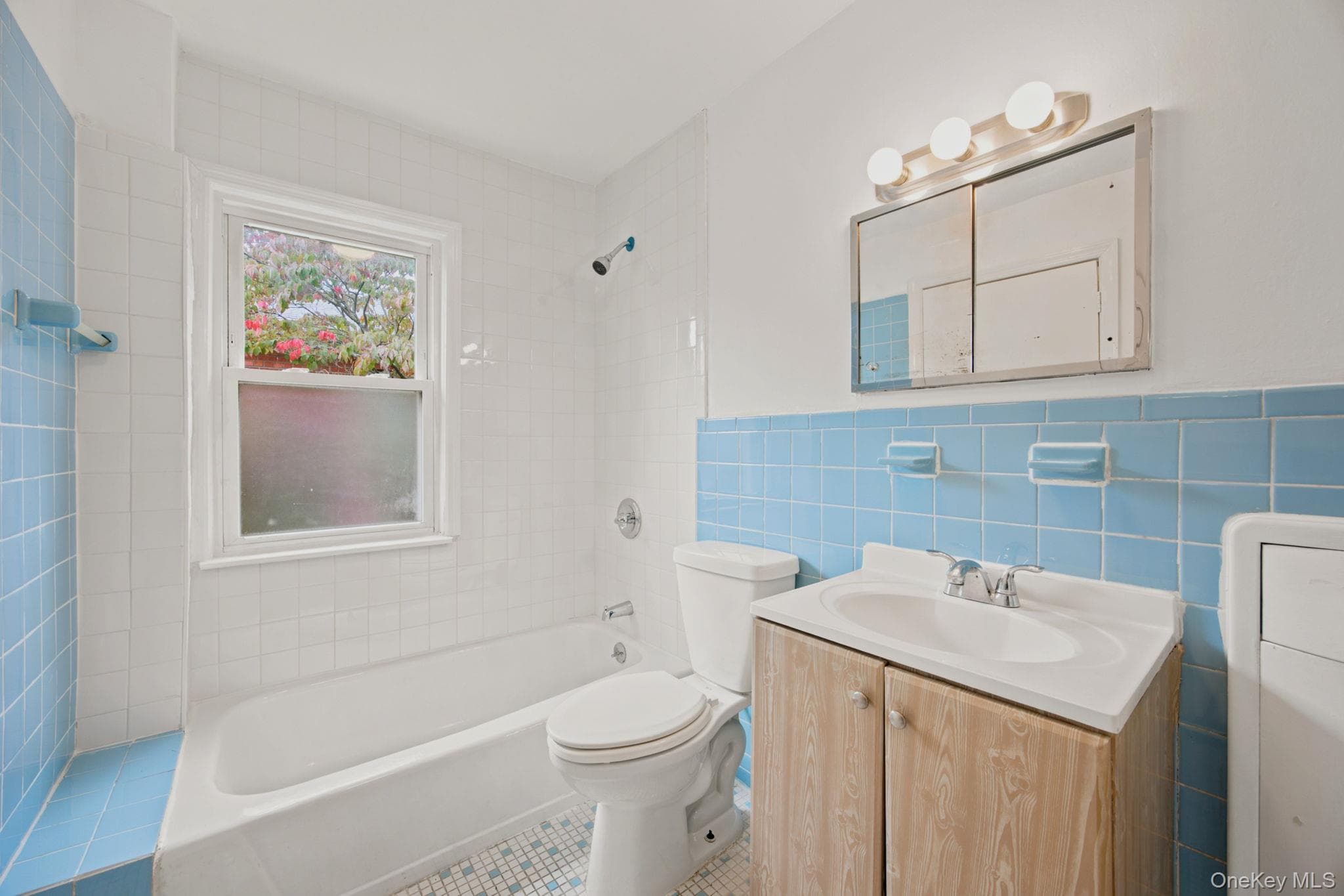 15-32 125th Street thumbnail 18
