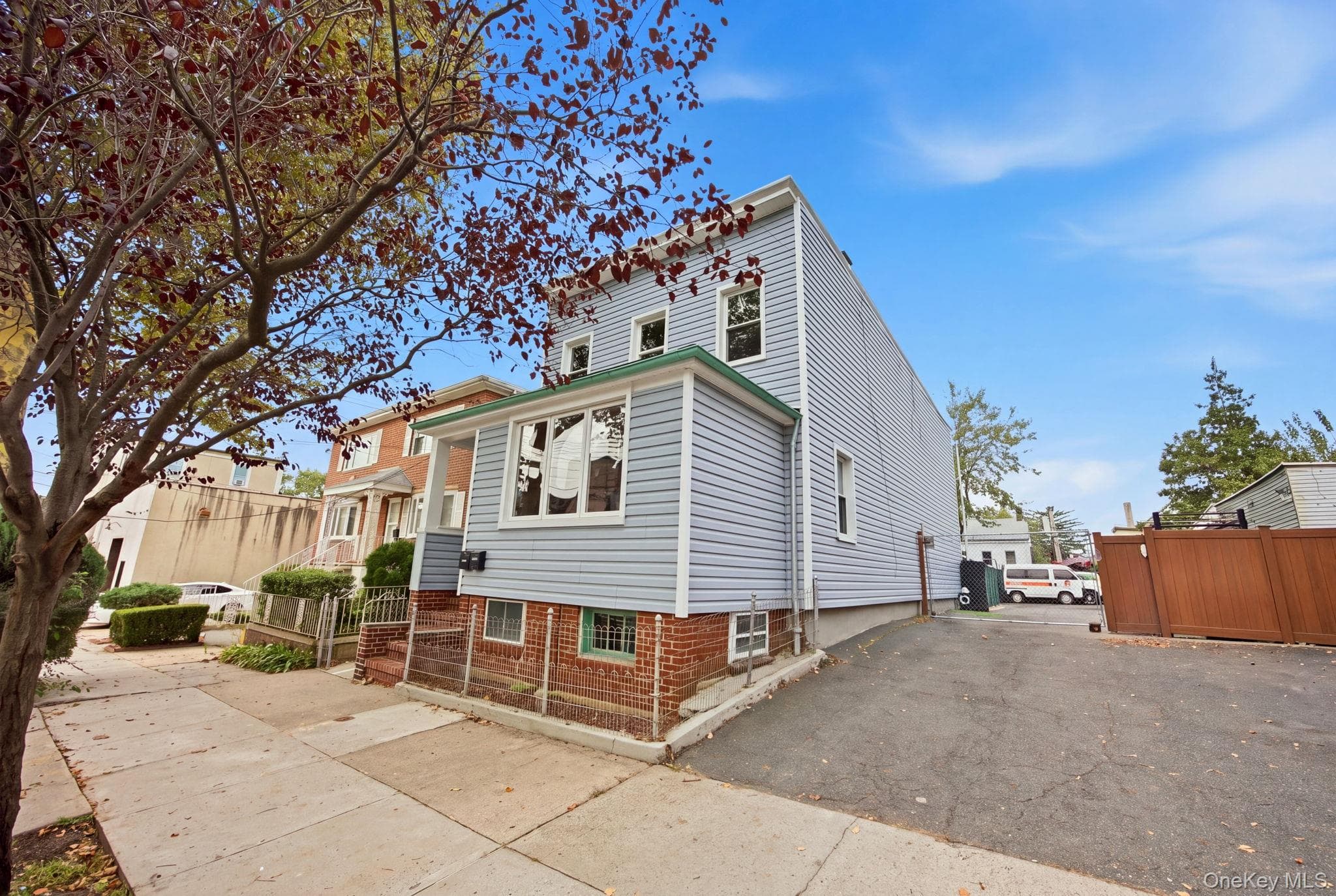 15-32 125th Street, College Point