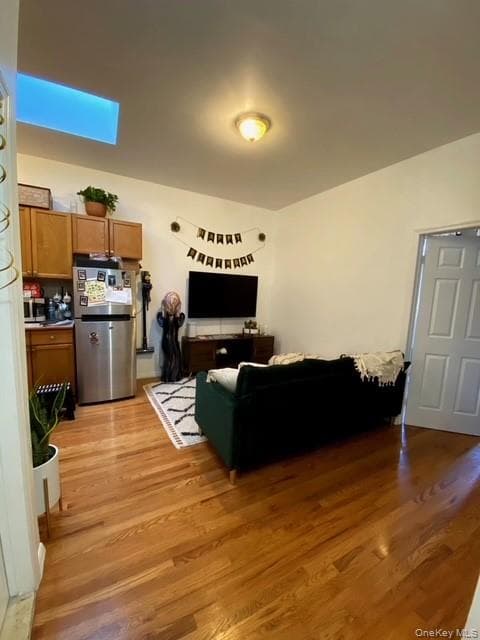 941 Manhattan Avenue thumbnail 4