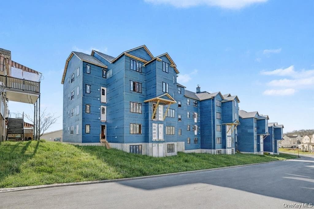 16 Chevron Road Unit: 103 thumbnail 8