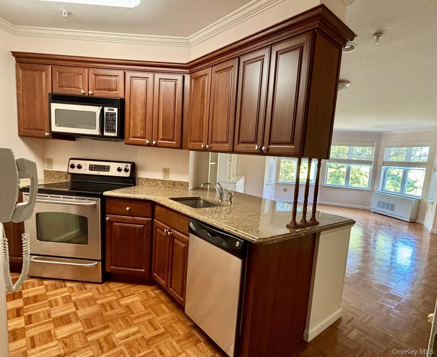 311 Sutton Drive Unit: 311 thumbnail 8