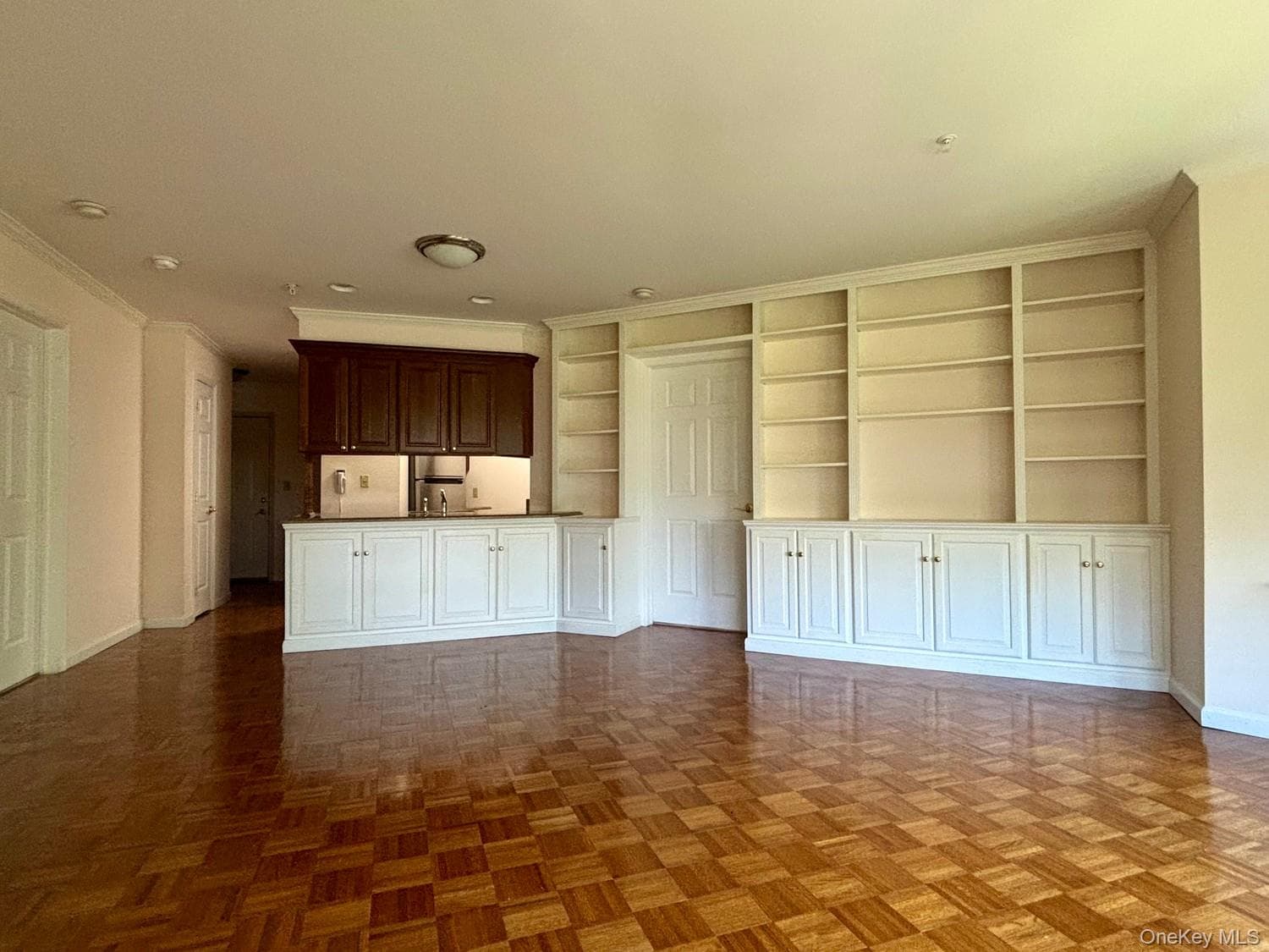 311 Sutton Drive Unit: 311 thumbnail 5