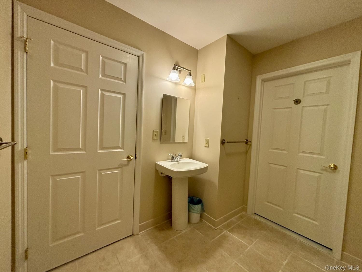 311 Sutton Drive Unit: 311 thumbnail 13