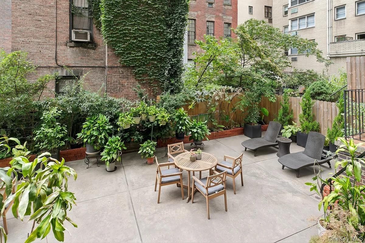110 E 36th Street Unit: 1E thumbnail 7