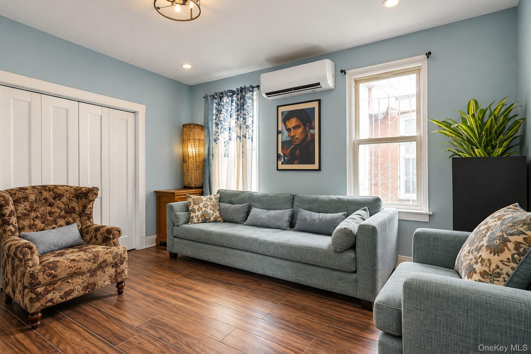 685 Essex Street thumbnail 7