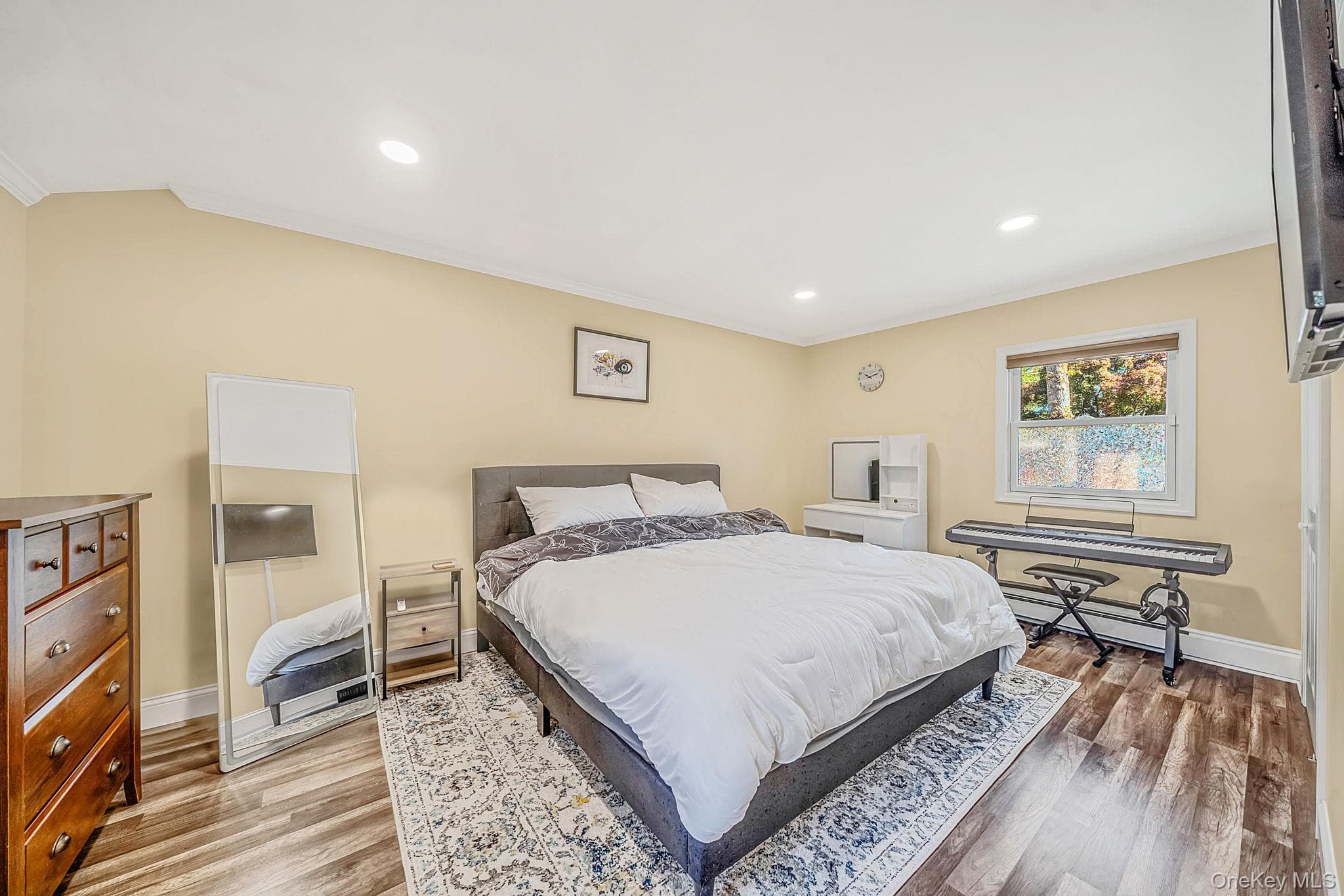 261 Mooney Pond Road thumbnail 19