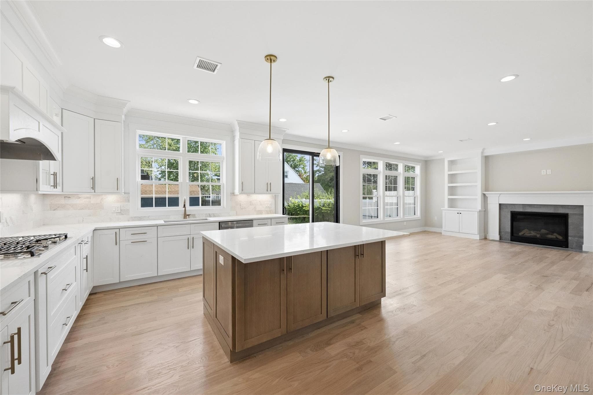1750 Henry Road thumbnail 14