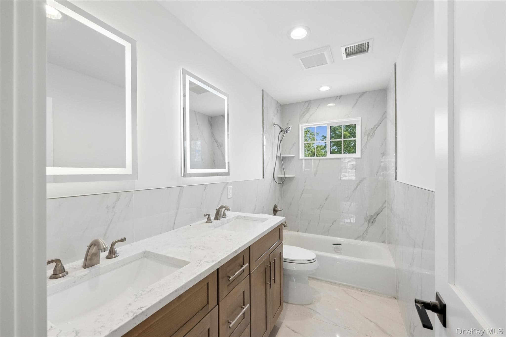 1750 Henry Road thumbnail 43