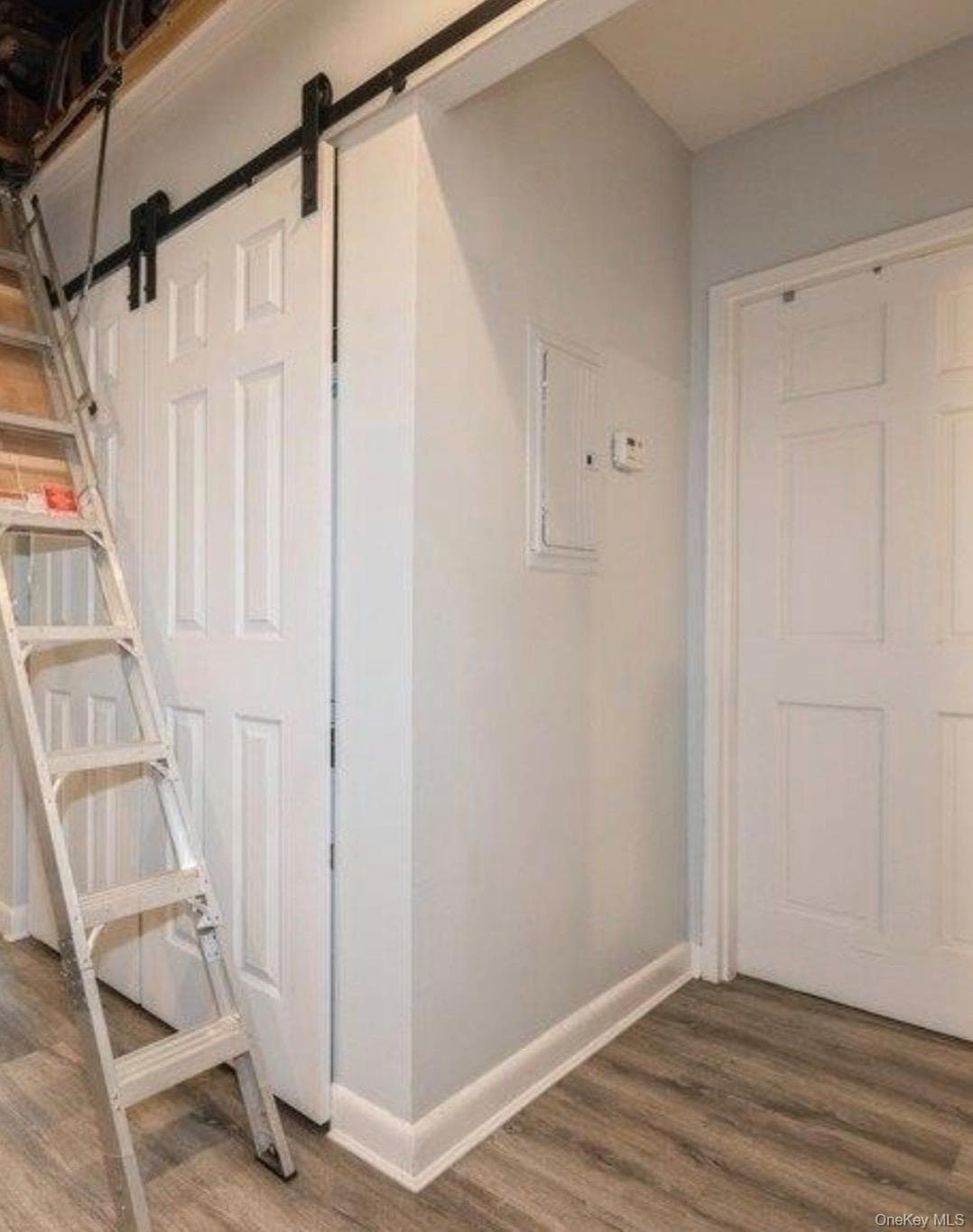 2549 Jerusalem Avenue Unit: 2R thumbnail 8