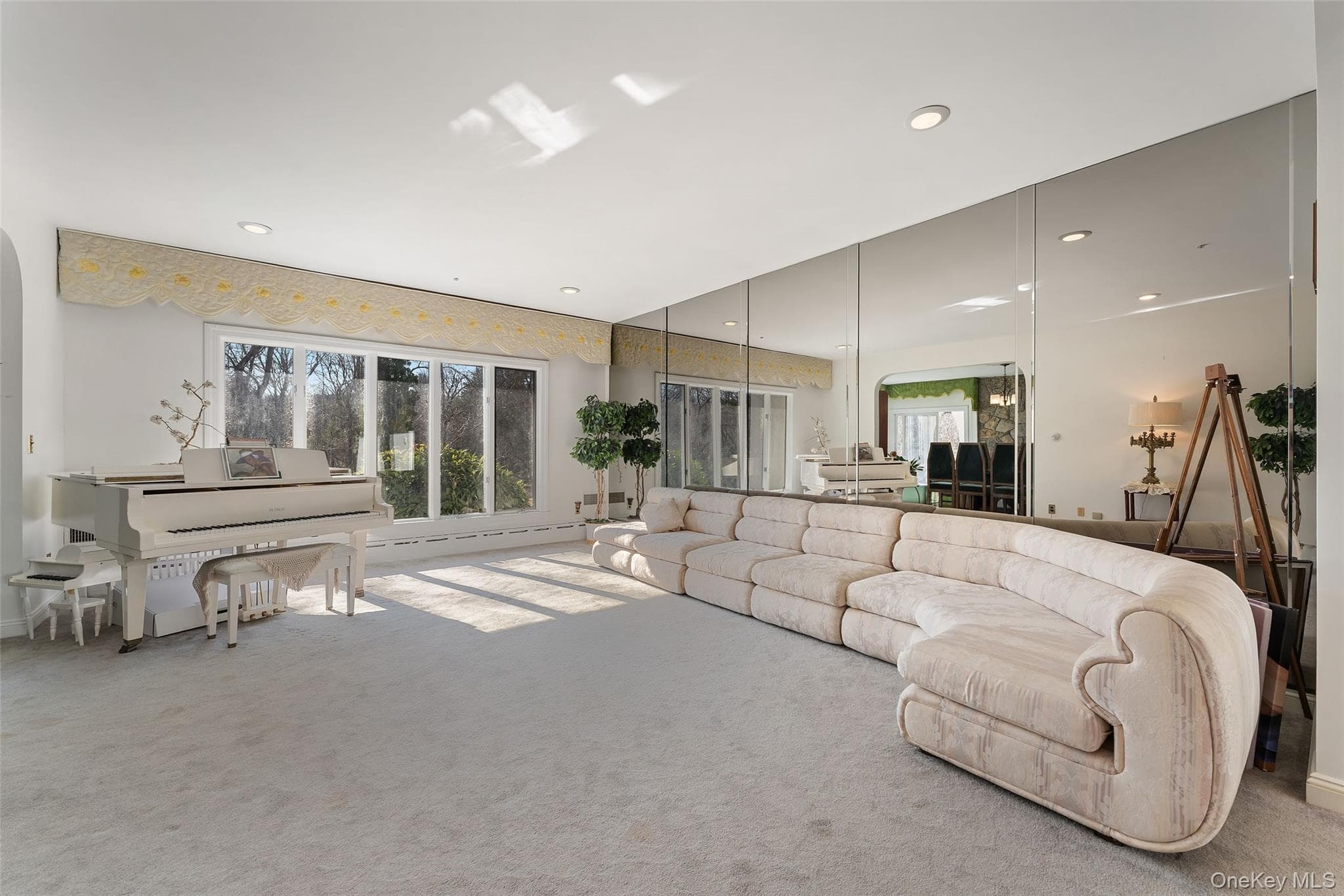105 Cross Pond Road thumbnail 7