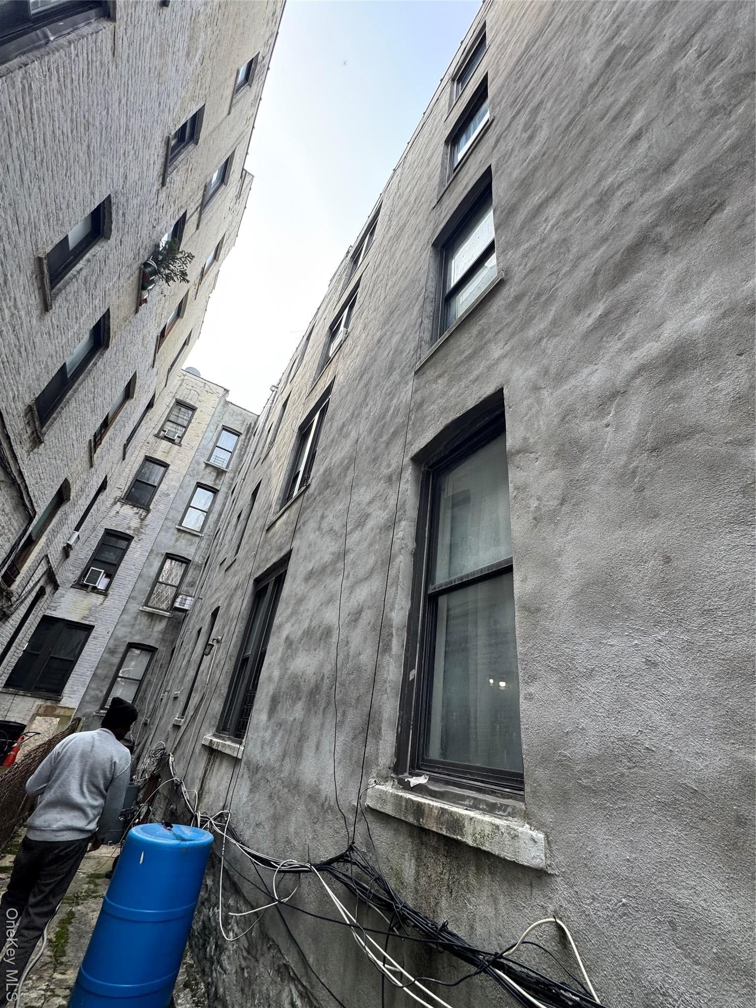 2539 Church Avenue thumbnail 33