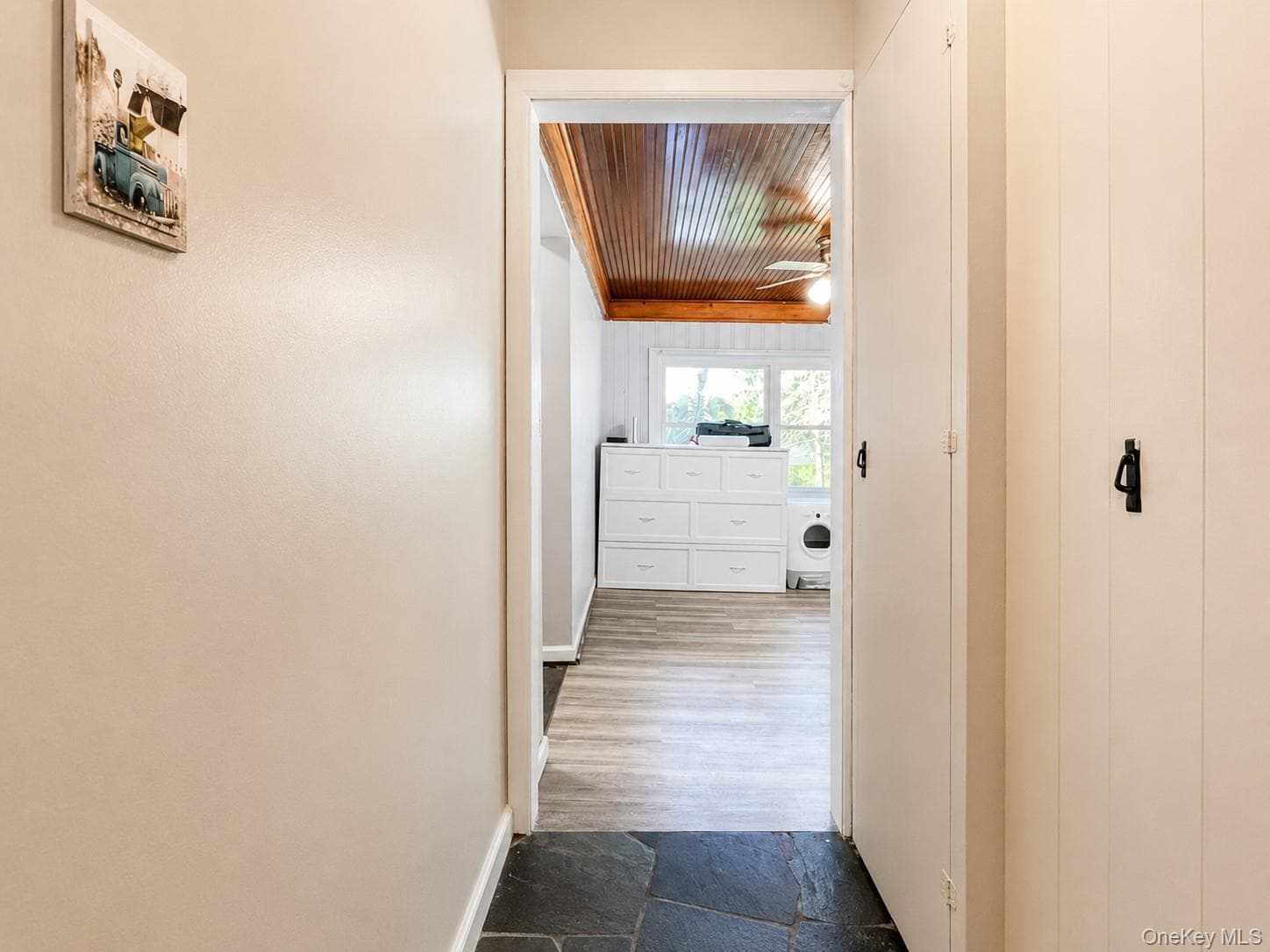 16 Upper Hillman Road thumbnail 13