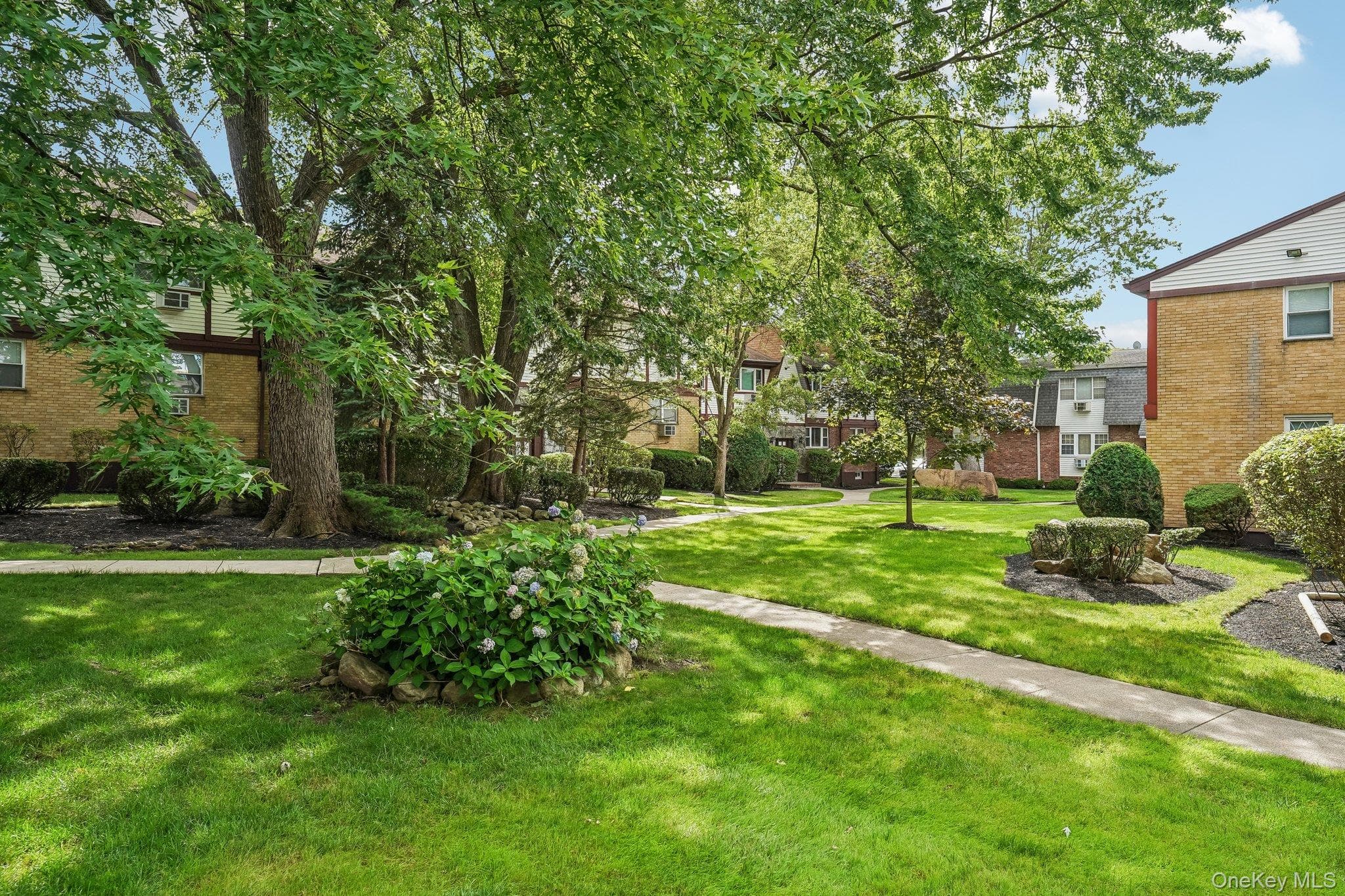 19 Somerset Drive thumbnail 26