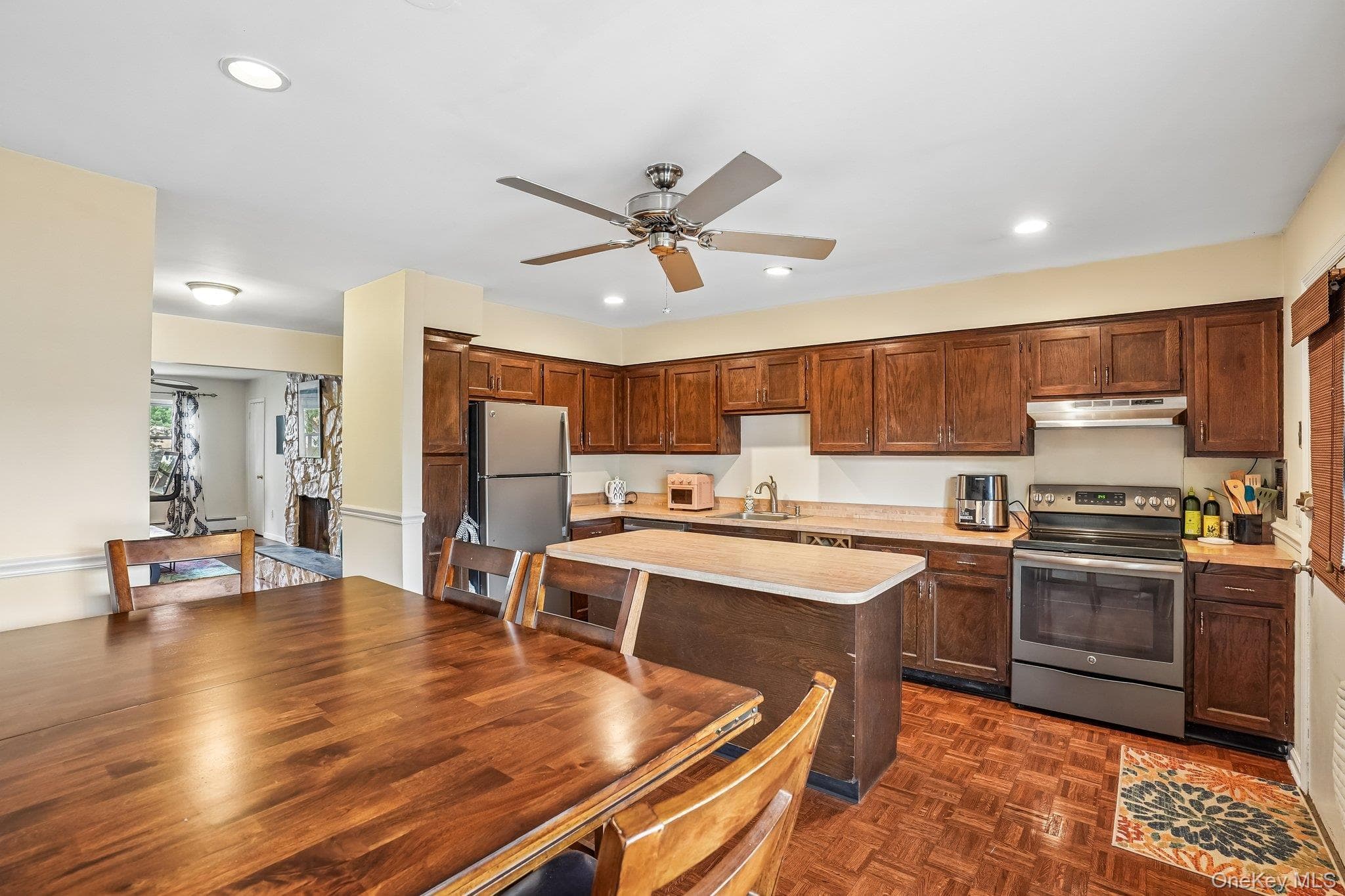 19 Somerset Drive thumbnail 16