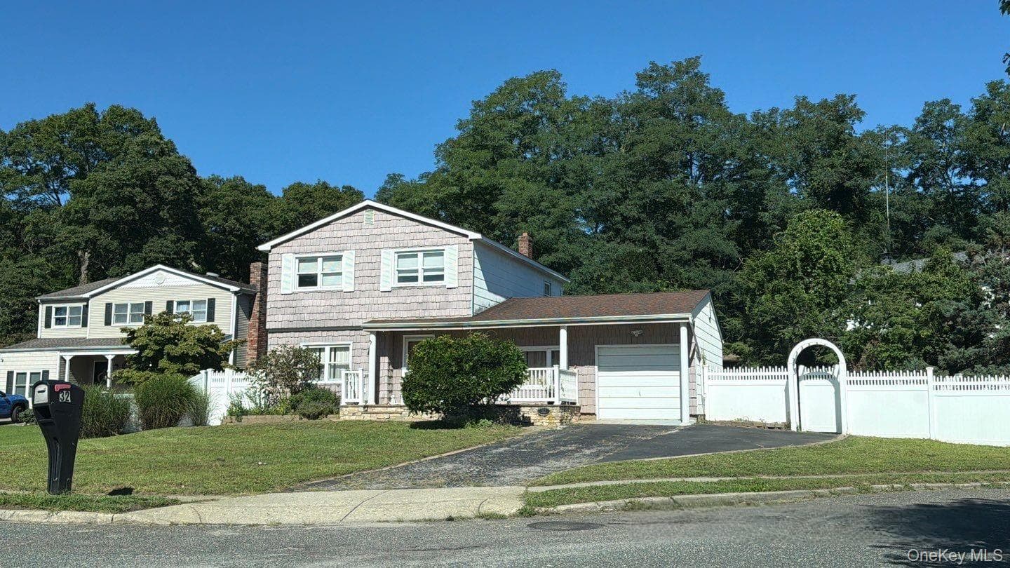 32 Sylvia Circle thumbnail 3