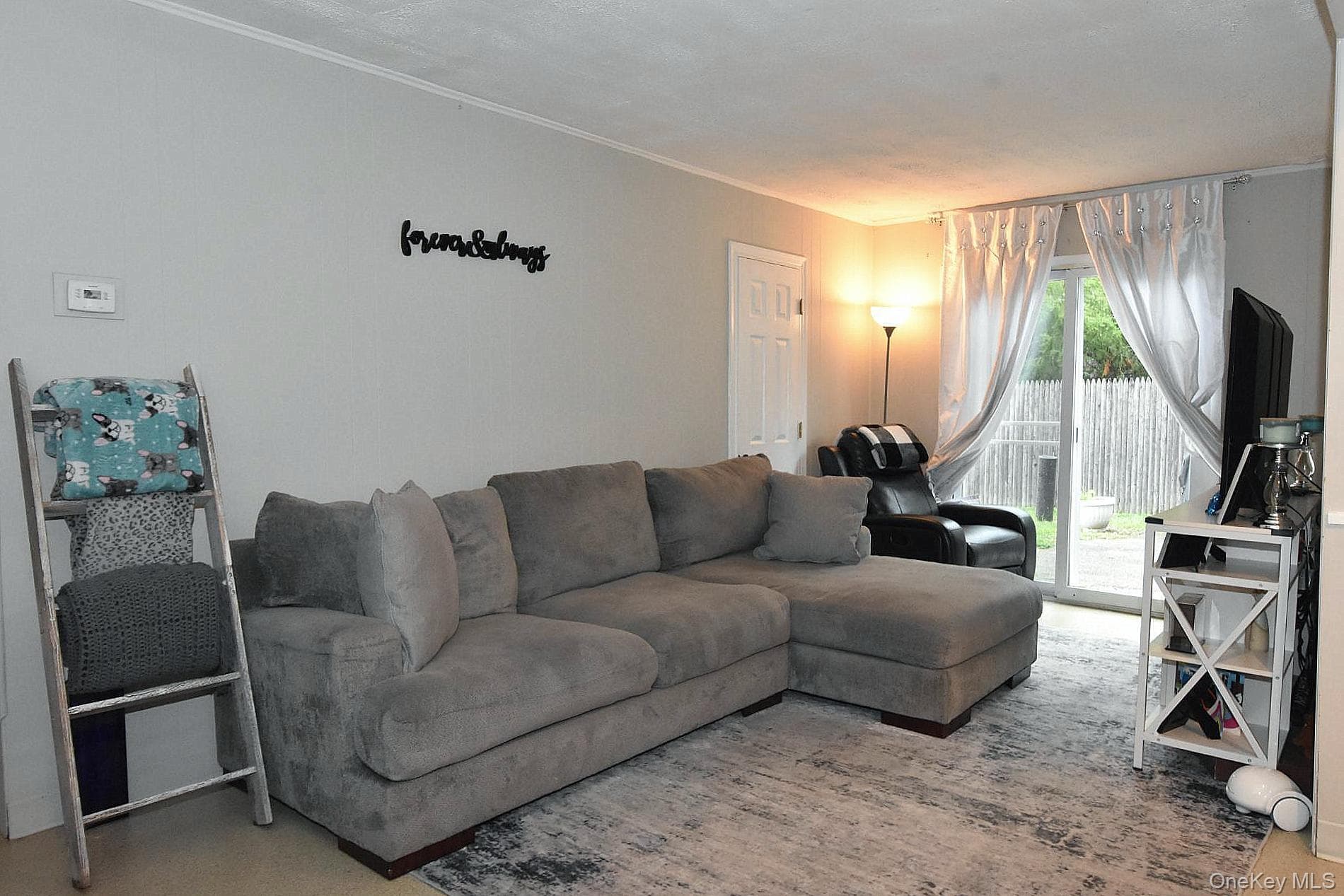 38 Balaton Avenue thumbnail 6