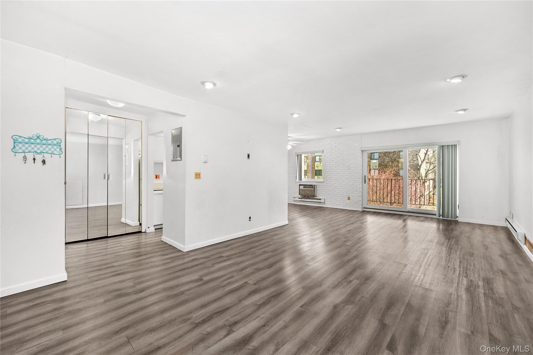 115 Dehaven Drive Unit: 302 thumbnail 5