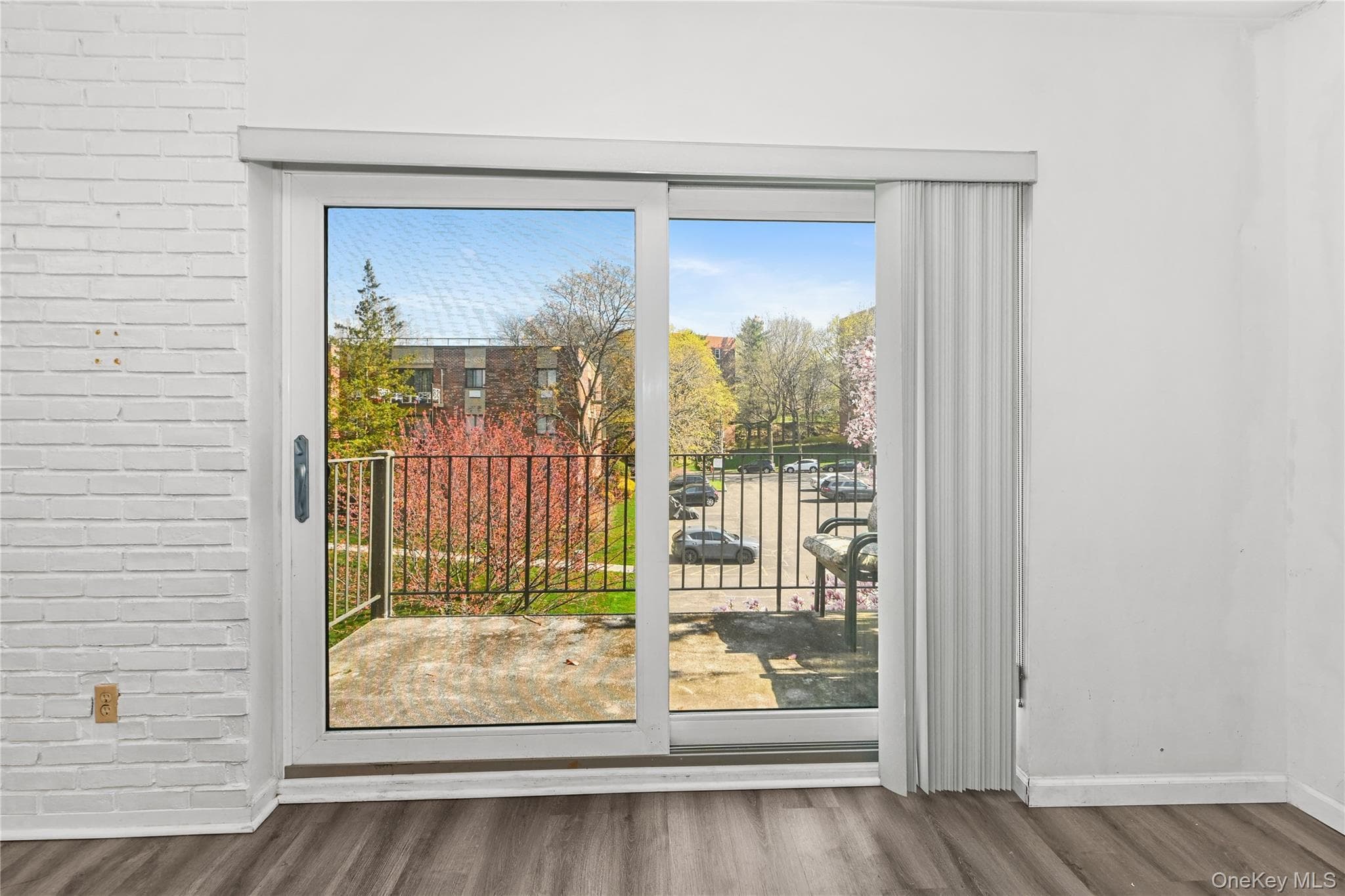 115 Dehaven Drive Unit: 302 thumbnail 9