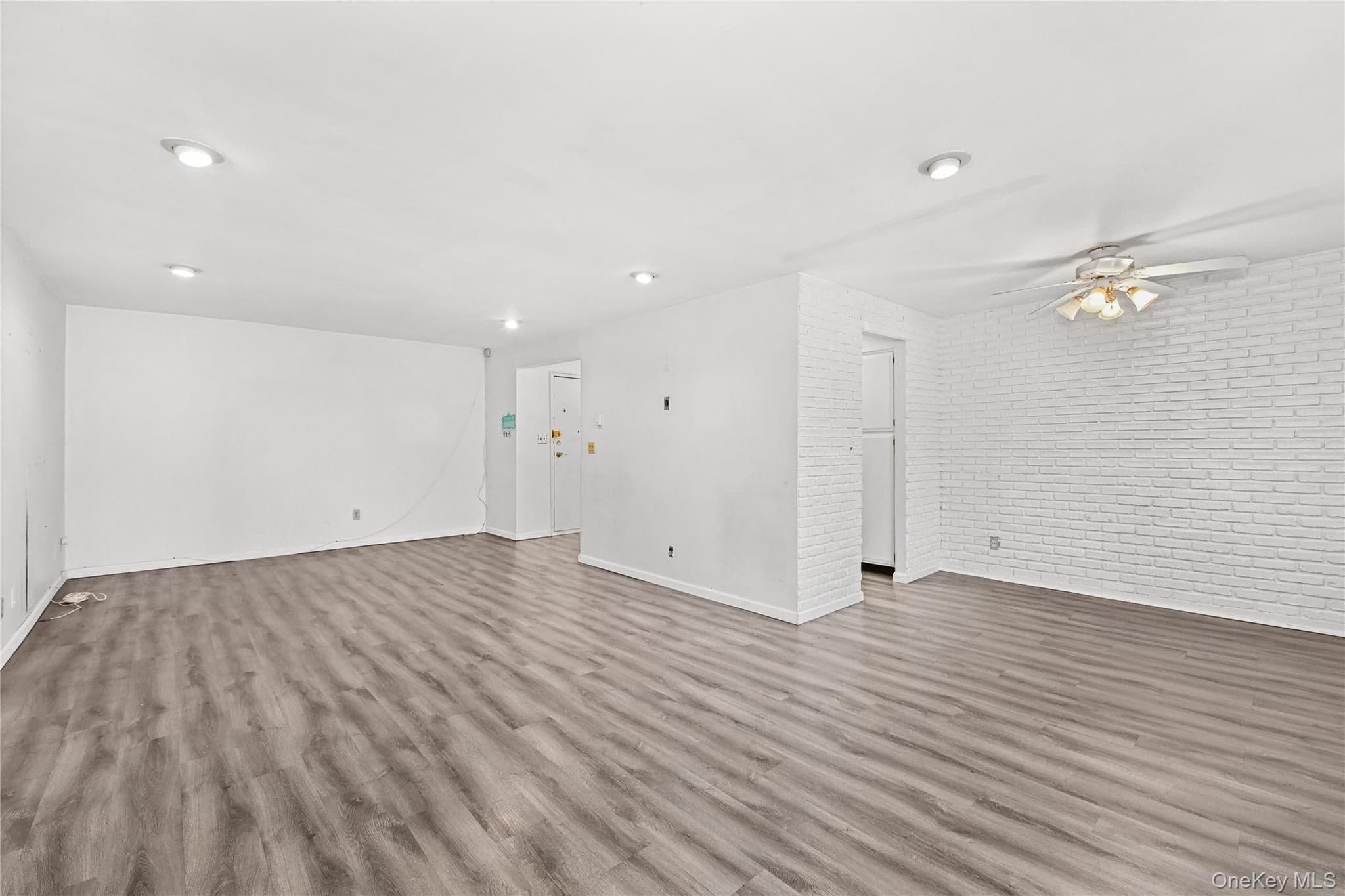 115 Dehaven Drive Unit: 302 thumbnail 6