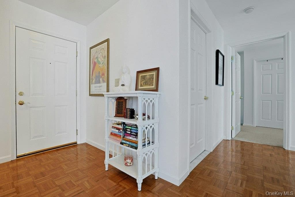 207 Sutton Drive Unit: 207 thumbnail 5