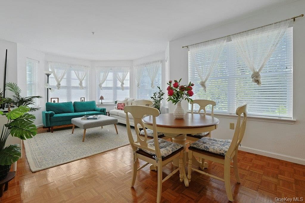 207 Sutton Drive Unit: 207 thumbnail 6