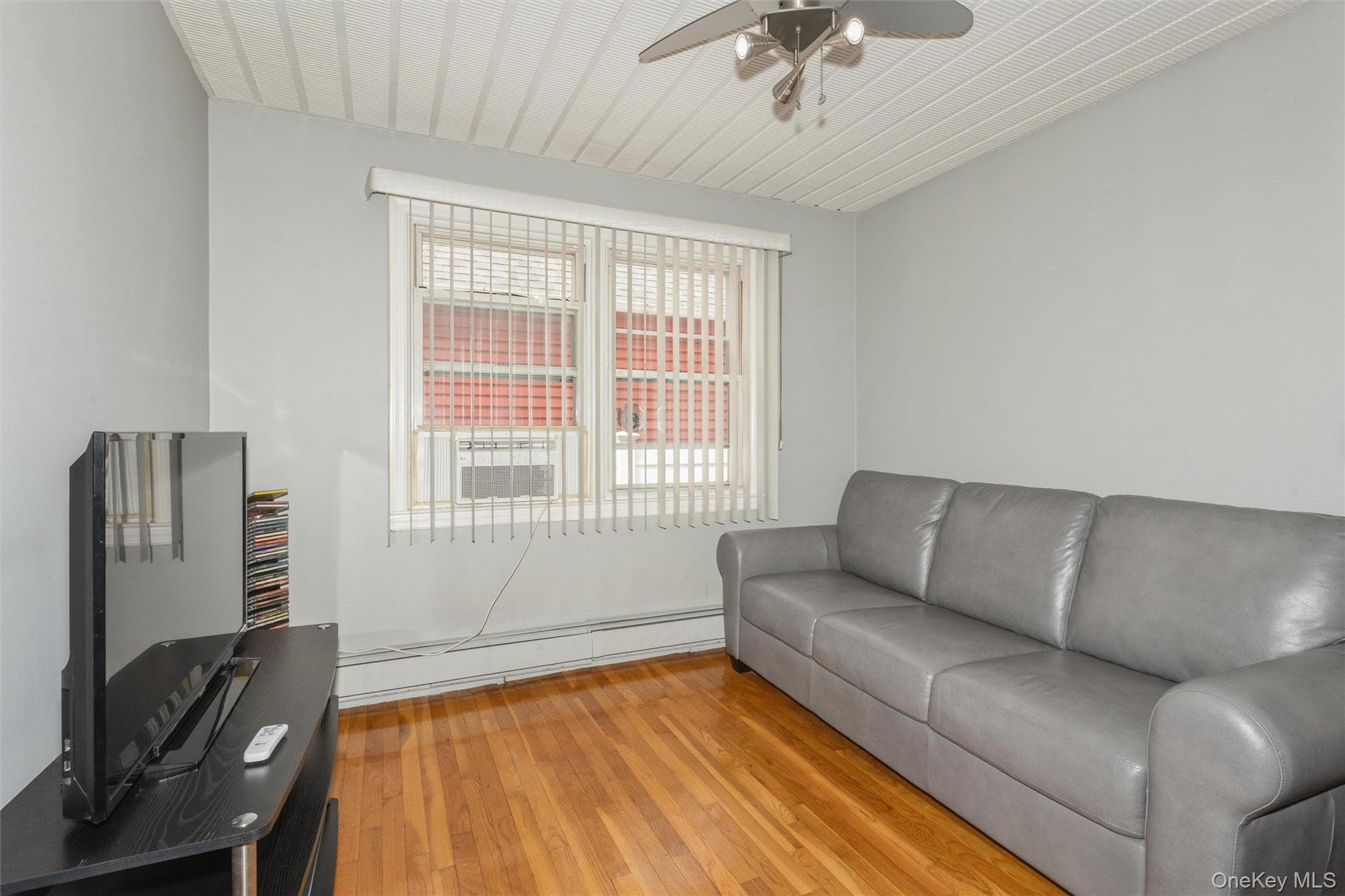 977 Third Avenue thumbnail 15