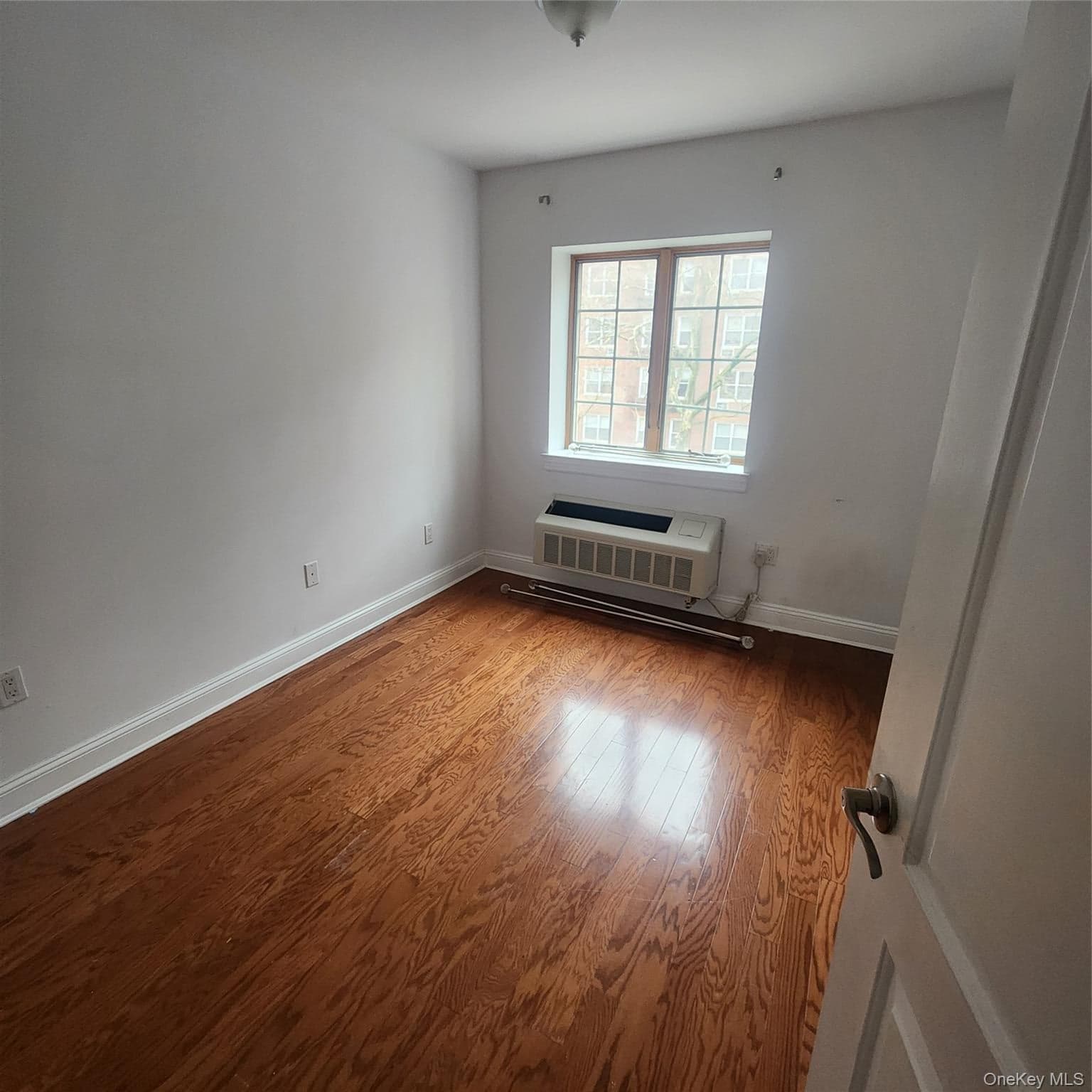85-15 120th St Unit: 3A thumbnail 7
