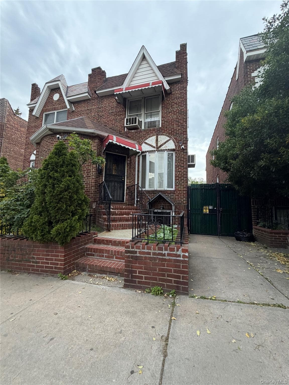 3007 84th Street, East Elmhurst