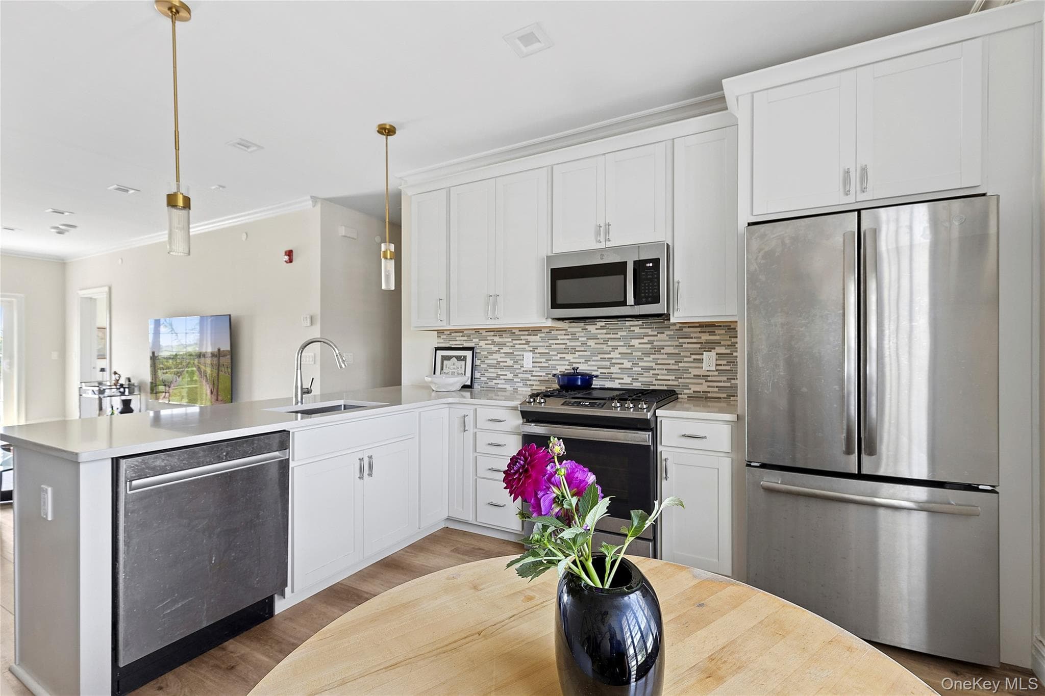 4102 Fox Hill Drive thumbnail 4