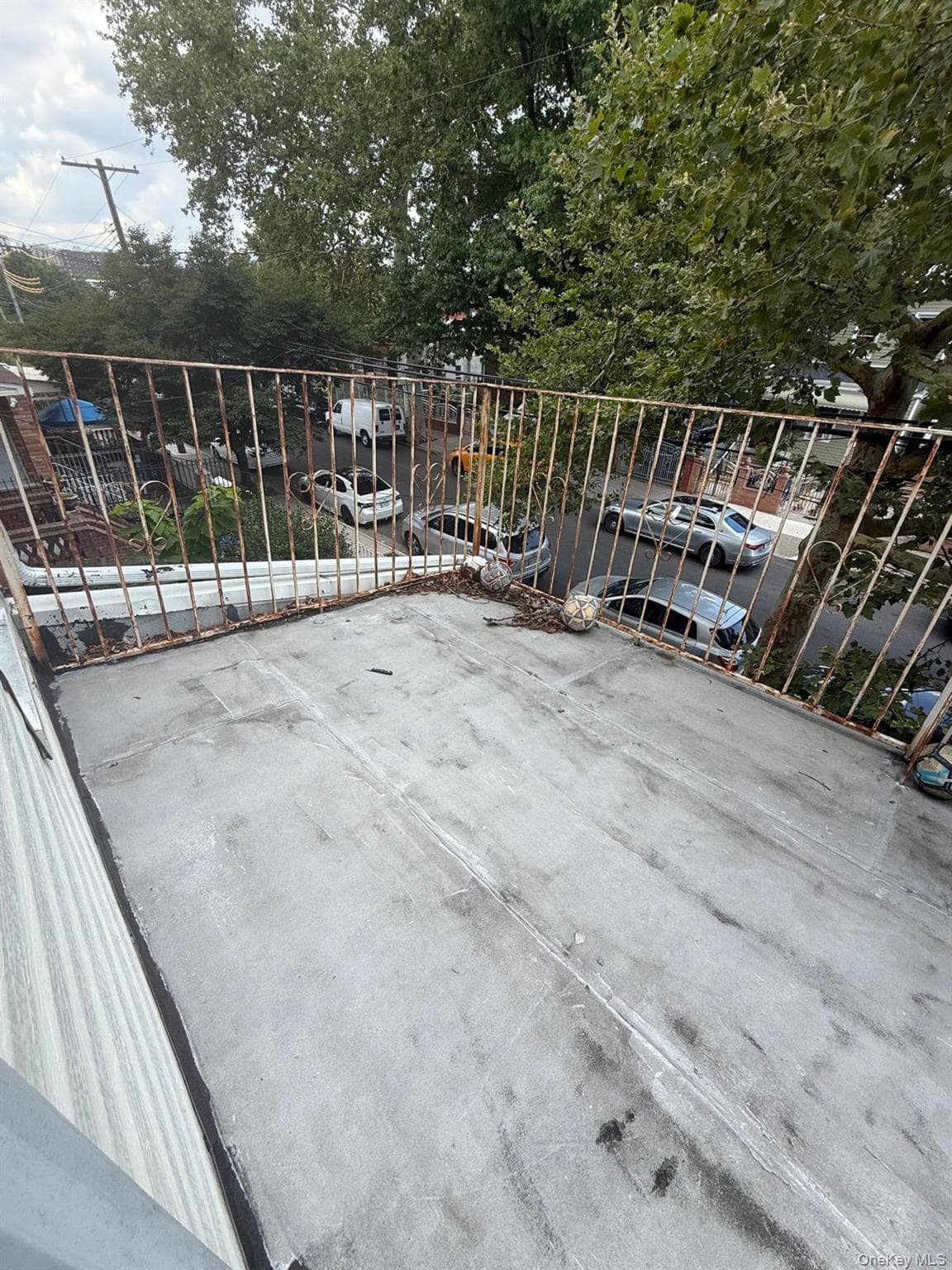 126 Crystal Street thumbnail 5